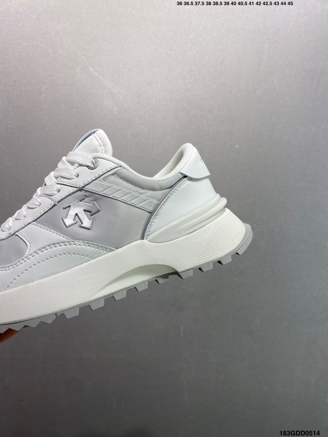 Descente Running BOA Low-Top Sneakers - Comfortable, Breathable & Lightweight 7 i1747153829742 2792 0 5