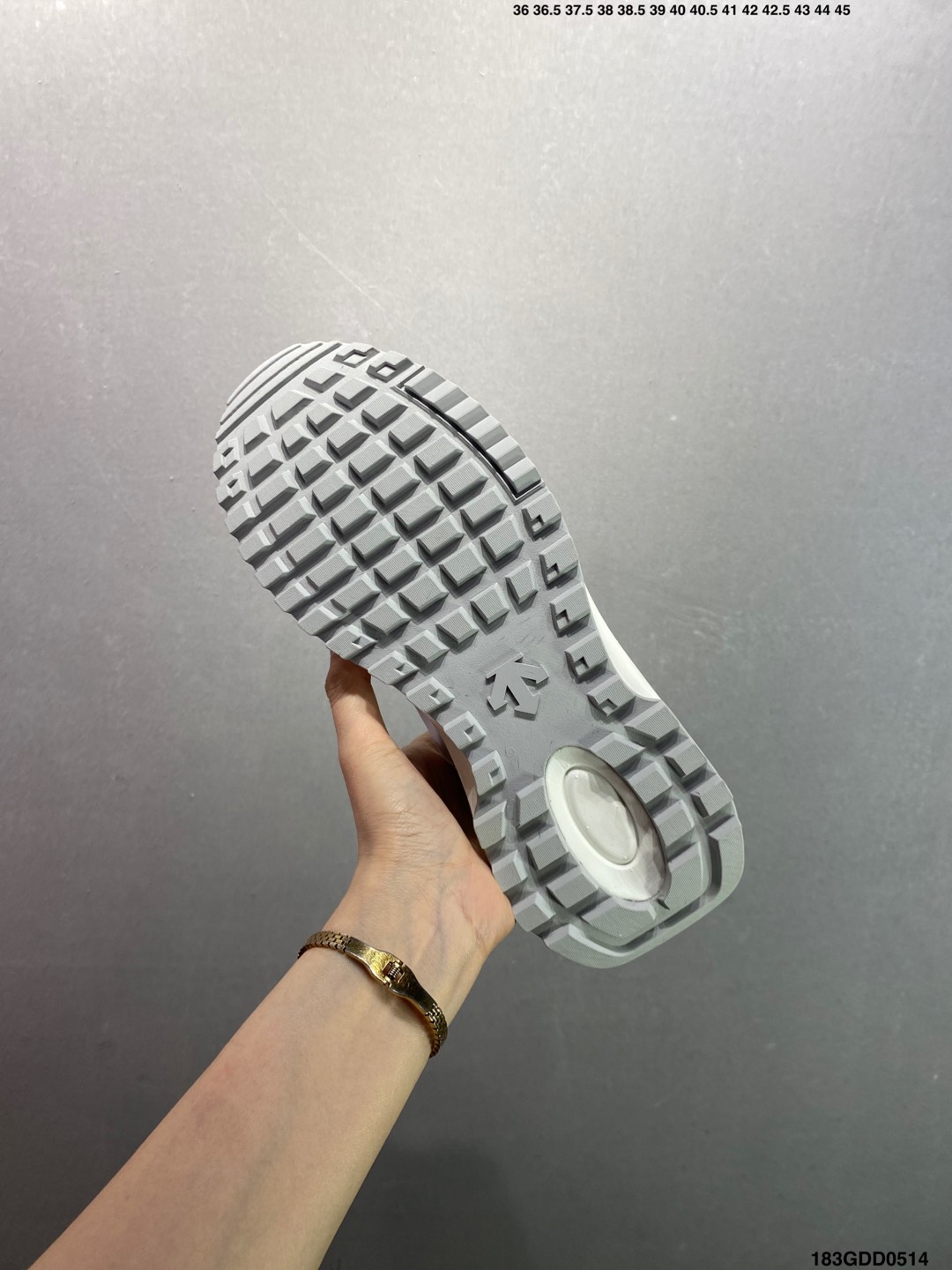Descente Running BOA Low-Top Sneakers - Comfortable, Breathable & Lightweight 8 i1747153829805 5987 0 6