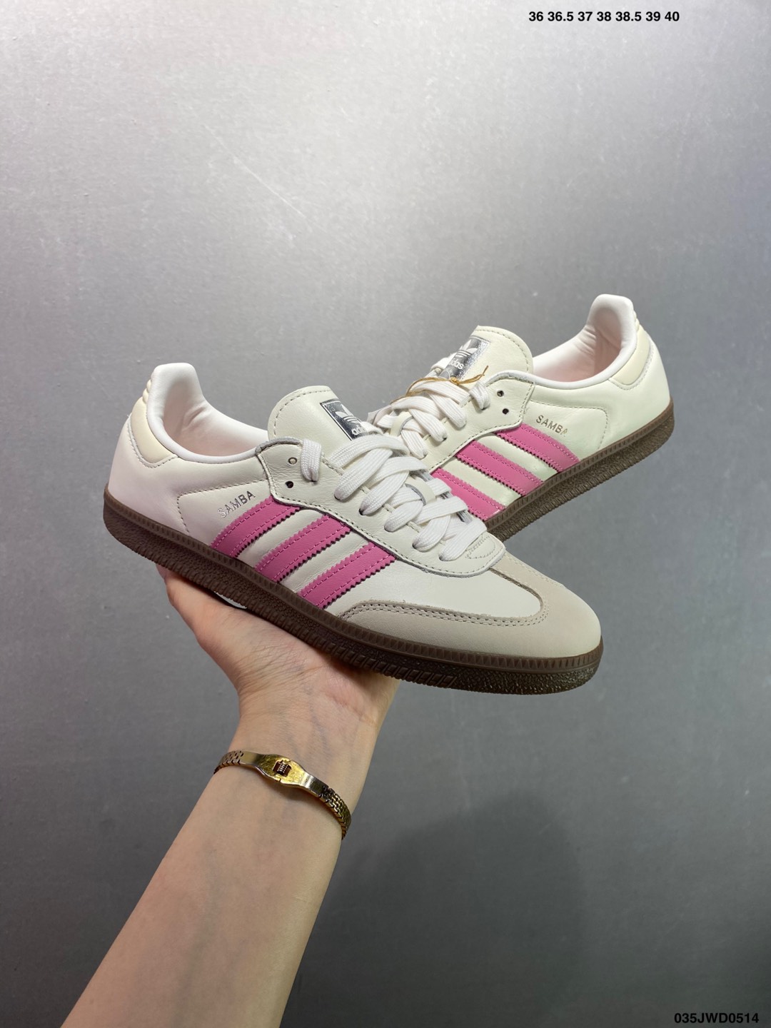 Adidas Samba OG Retro Sneakers with Suede Details and Pink Stripes 9 i1747153983355 5138 0 7