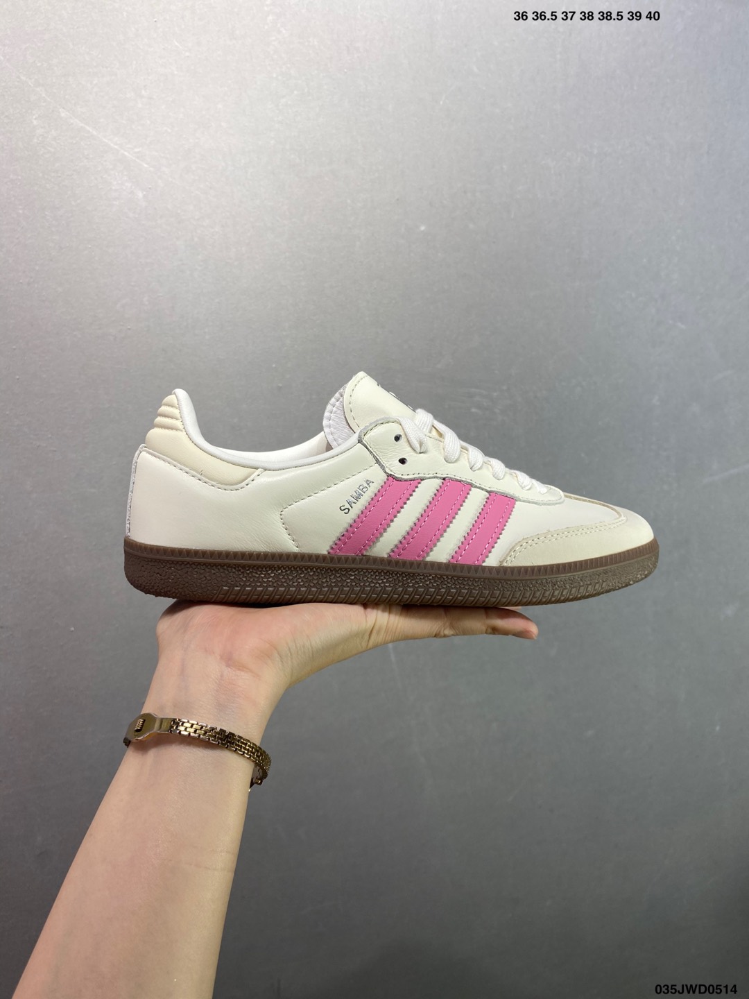Adidas Samba OG Retro Sneakers with Suede Details and Pink Stripes 2 i1747153983879 9073 0 0