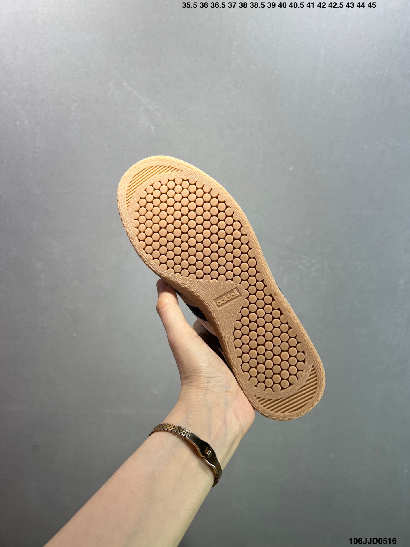 供货价:120💰『高瑞莆田鞋』星选安福优品,得物APP同步款,顺丰包邮得物1:1面单,下单赠送精美礼品🎁
✅Adidas Originals Stadt 阿迪达斯 舒适百搭 防滑耐磨 低帮 板鞋
货号:JI6344
尺码:35.5 36 36.5 37 38 38.5 39 40 40.5 41 42 42.5 43 44 45 ID：106JJD0516