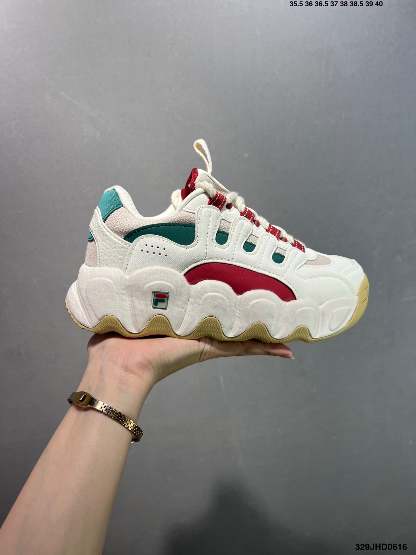 💰130 ✅Etudes x FILA斐乐 织物合成革TPU 圆头系带厚底 减震耐磨 低帮 复古休闲鞋 货号:F12W412101FSR 尺码:35.5 36 36.5 37.5 38 38.5 39 40 40.5 41 42 42.5 43 44 ID:329JHD0616