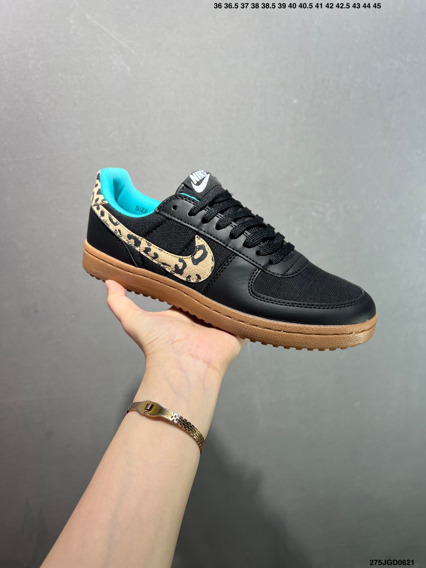 🈴️💰170
✅Nike WMNS NIKE FIELD GENERAL复古单品
公司级Nike FELD GENERAL 耐磨透气 低帮 复古篮球鞋 男女同款
货号：FZ5593 001
尺码：36 36.5 37.5 38 38.5 39 40 40.5 41 42 42.5 43 44 45
ID：275JGD0621