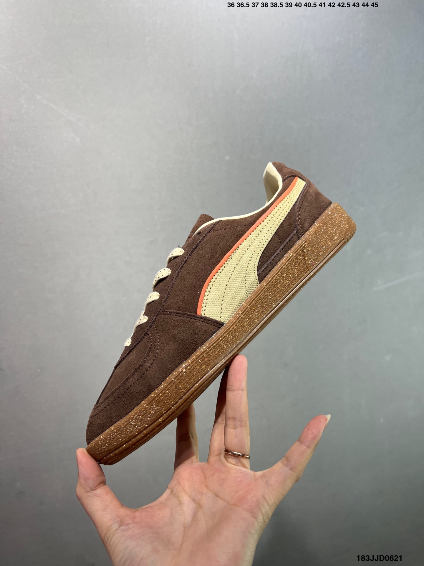 💰150 
✅Puma Palermo Special复古单品
彪马 防滑耐磨低帮德训板鞋
货号:398382-02
尺码:36 37 37.5 38 38.5 39 40 40.5 41 42 42.5 43 44 45
ID:183JJD0621