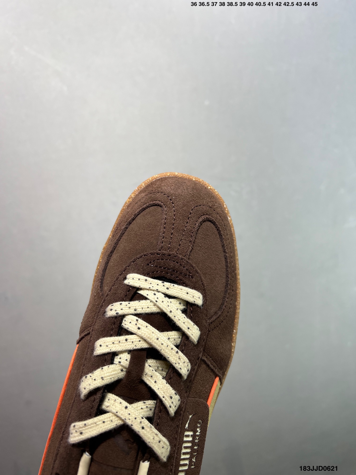 💰150 
✅Puma Palermo Special复古单品
彪马 防滑耐磨低帮德训板鞋
货号:398382-02
尺码:36 37 37.5 38 38.5 39 40 40.5 41 42 42.5 43 44 45
ID:183JJD0621