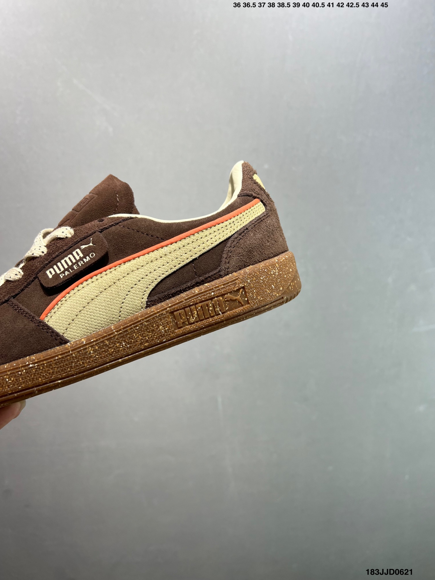 💰150 
✅Puma Palermo Special复古单品
彪马 防滑耐磨低帮德训板鞋
货号:398382-02
尺码:36 37 37.5 38 38.5 39 40 40.5 41 42 42.5 43 44 45
ID:183JJD0621