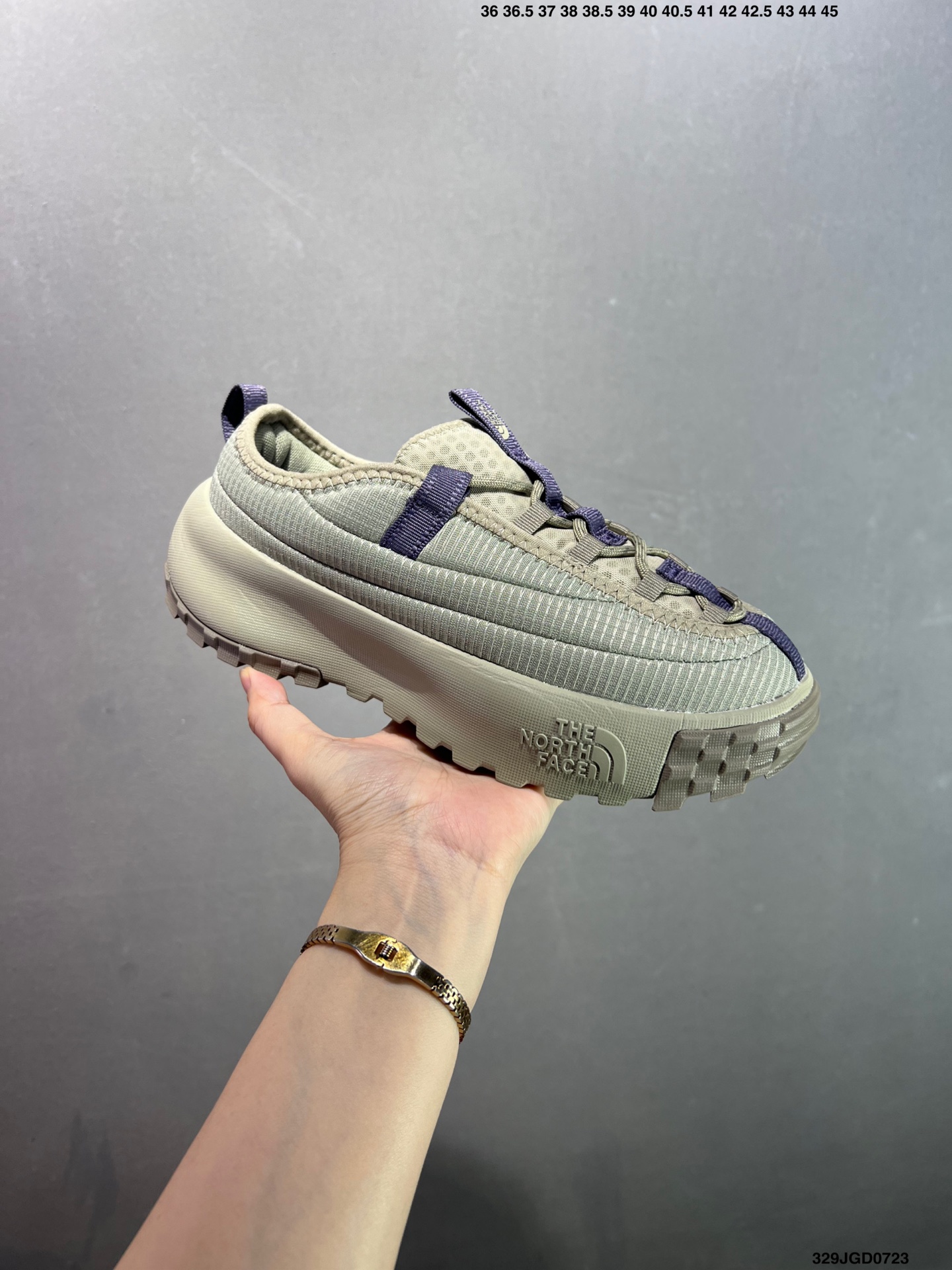 💰120 ✅北面THE NORTH FACE Altamesa 圆头系带 减震 耐磨 低帮 徒步鞋 货号:NFOA8A9P90W-070 尺码:39 40 40.5 41 42 42.5 43 44 45 ID：329JGD0723