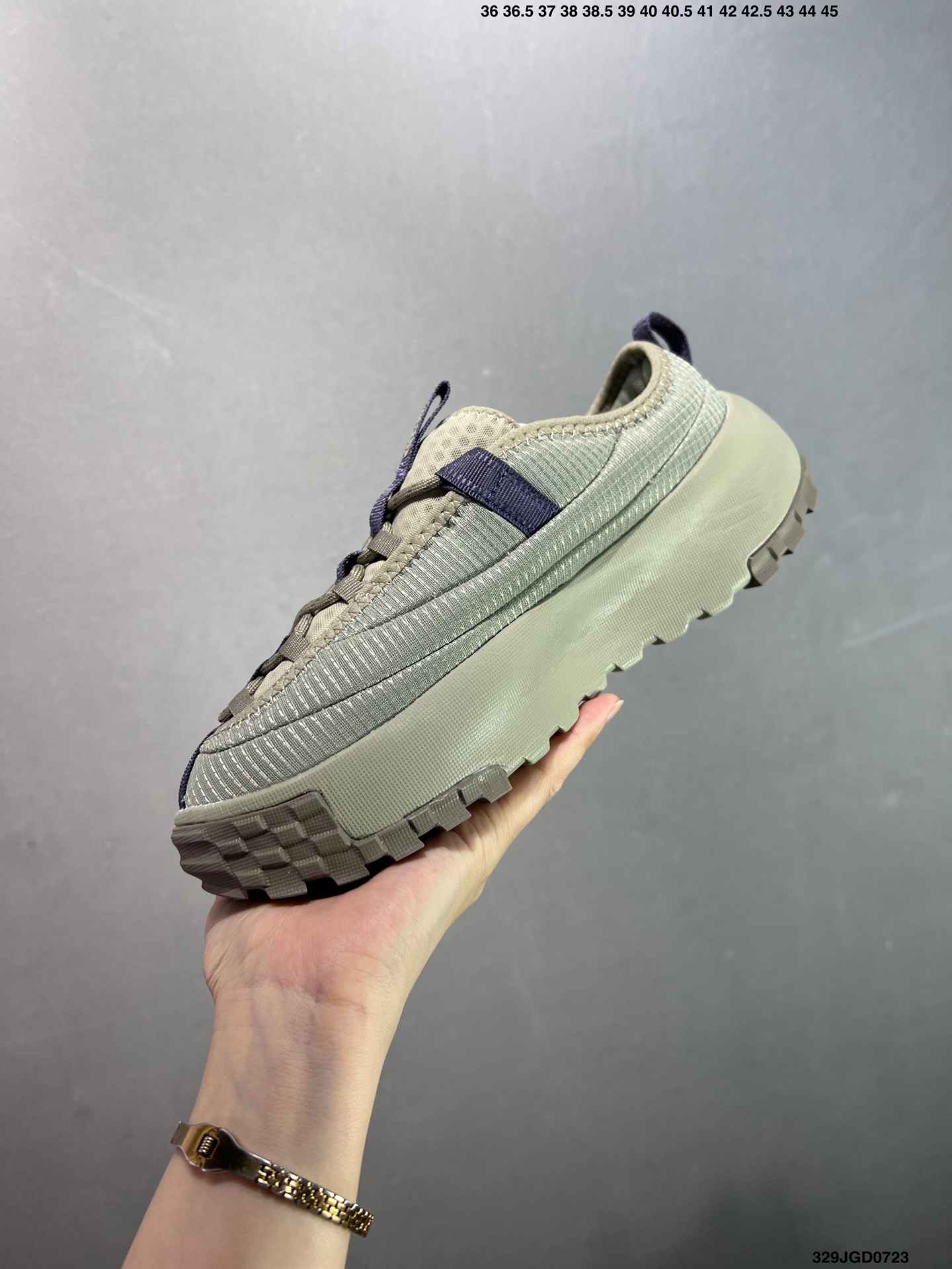 💰120 ✅北面THE NORTH FACE Altamesa 圆头系带 减震 耐磨 低帮 徒步鞋 货号:NFOA8A9P90W-070 尺码:39 40 40.5 41 42 42.5 43 44 45 ID：329JGD0723