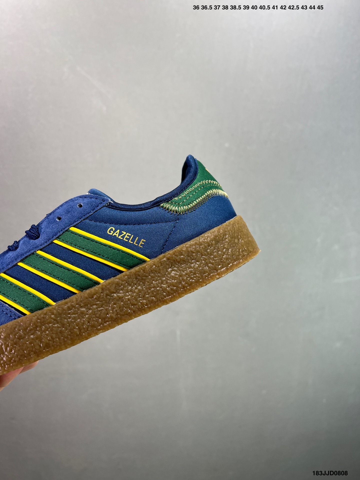 🈴️💰160
✅CLOT x Adidas Originals Gazelle BY EC 舒适百搭 防滑耐磨 低帮 板鞋
货号：JR5410
尺码：36 36.5 37 38 38.5 39 40 40.5 41 42 42.5 43 44 45
编码：183JJD0808