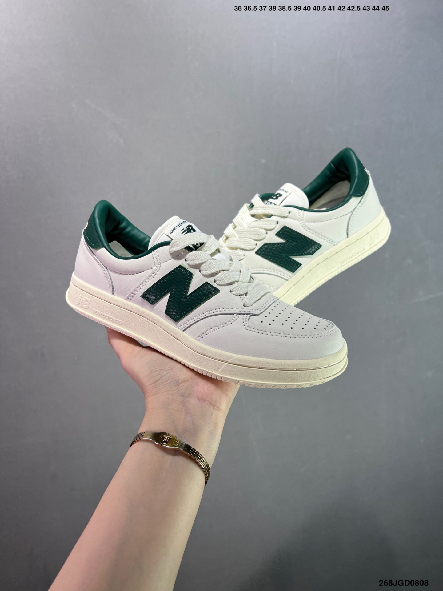 💰160
✅Aime Leon Dore x New Balance NB500系列 舒适百搭低帮休闲板鞋 CT500AD1
#鞋款微翘式鞋头设计，响应灵活，保护脚趾。鞋面运用简洁的色彩进行搭配，缔造简洁利落外观和出众脚感。另外后跟做了贴合脚踝曲线处理，穿着不磨脚。
尺码：36 37 37.5 38 38.5 39 40 40.5 41 42 42.5 43 44 44.5 45 
ID：268JGD0808