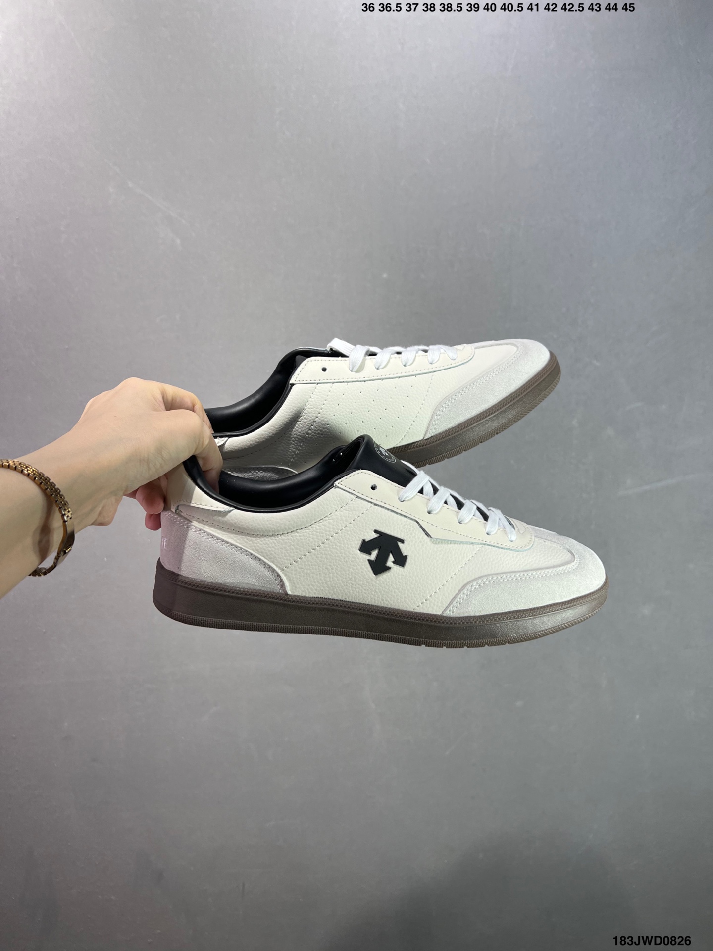 150 DESCENTE迪桑特CHRON系列男女同款CHRON复古运动休闲鞋 D4331LSN23