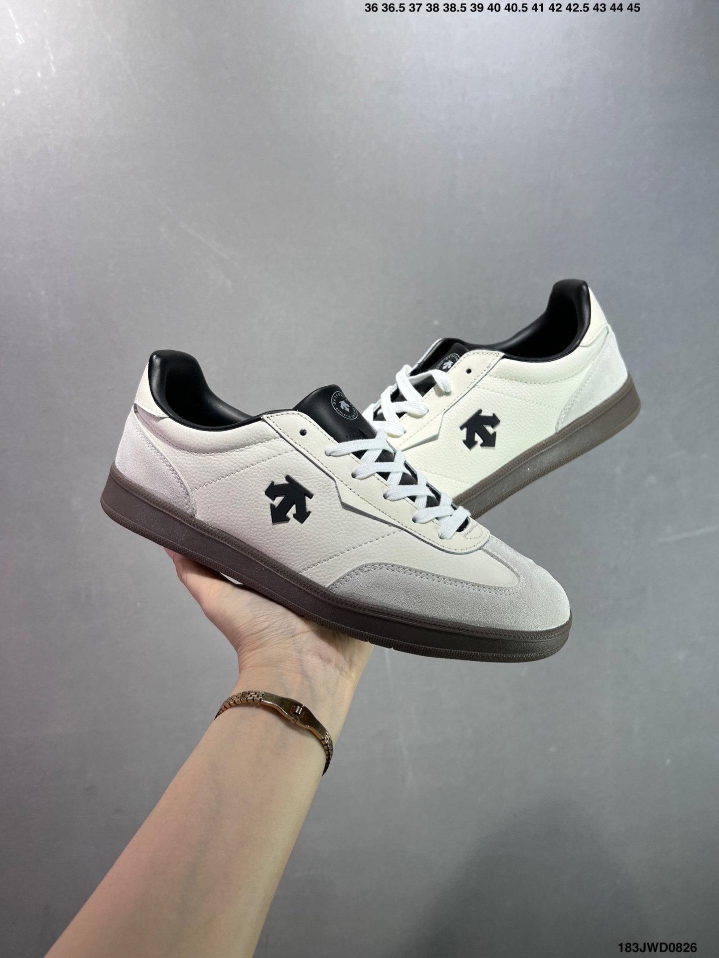 150 DESCENTE迪桑特CHRON系列男女同款CHRON复古运动休闲鞋 D4331LSN23