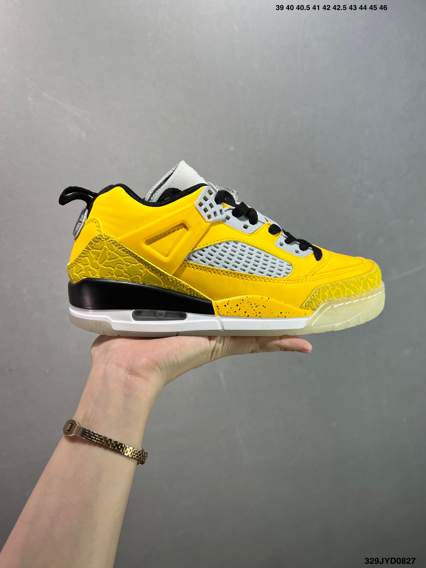 公司级✅Air Jordan Spizike Low “Year Of The Dragon” 国外X平台优先上线 防滑耐磨 低帮元素 外贸特供渠道批次 新配色不断更新开发 原装纸板楦头开发 独家私模八层组合大底 市场唯一正确版本 融入Ari Jordan 3流行和经典设计,打造鞋底和鞋面 两边穿插上Ari Jordan 4特色护脚腕 镶进Ari Jordan 5和Ari Jordan 6经典素材 完美结合潮流前沿和独树一格的大家风范 货号:FQ1869 ID:329JYD0827