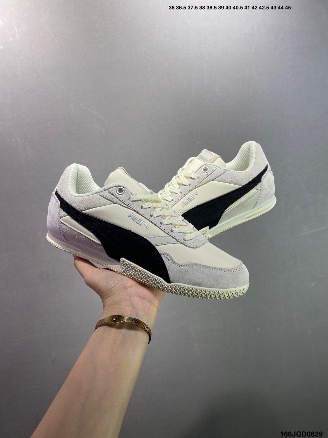 🈴️ 💰120 ✅PUMA BELLA DONNA NYLON 时尚舒适 减震透气 低帮 生活休闲鞋 彪马复古板鞋 货号：403554 03 尺码：36 36.5 37.5 38 38.5 39 40 40.5 41 42 ID：168JGD0829