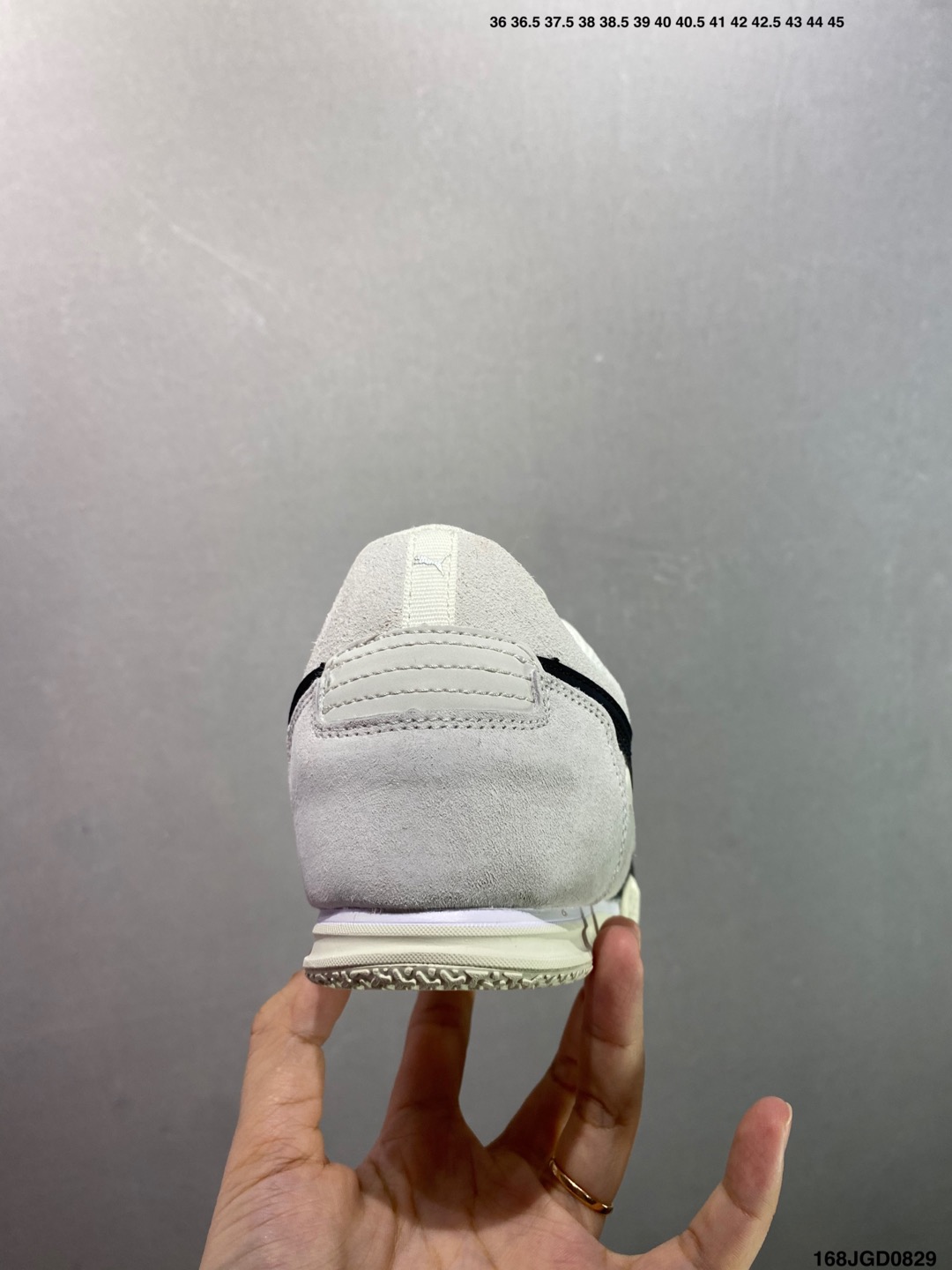 💰120 ✅PUMA BELLA DONNA NYLON 时尚舒适 减震透气 低帮 生活休闲鞋 彪马复古板鞋 货号：403554 03 尺码：36 36.5 37.5 38 38.5 39 40 40.5 41 42 ID：168JGD0829