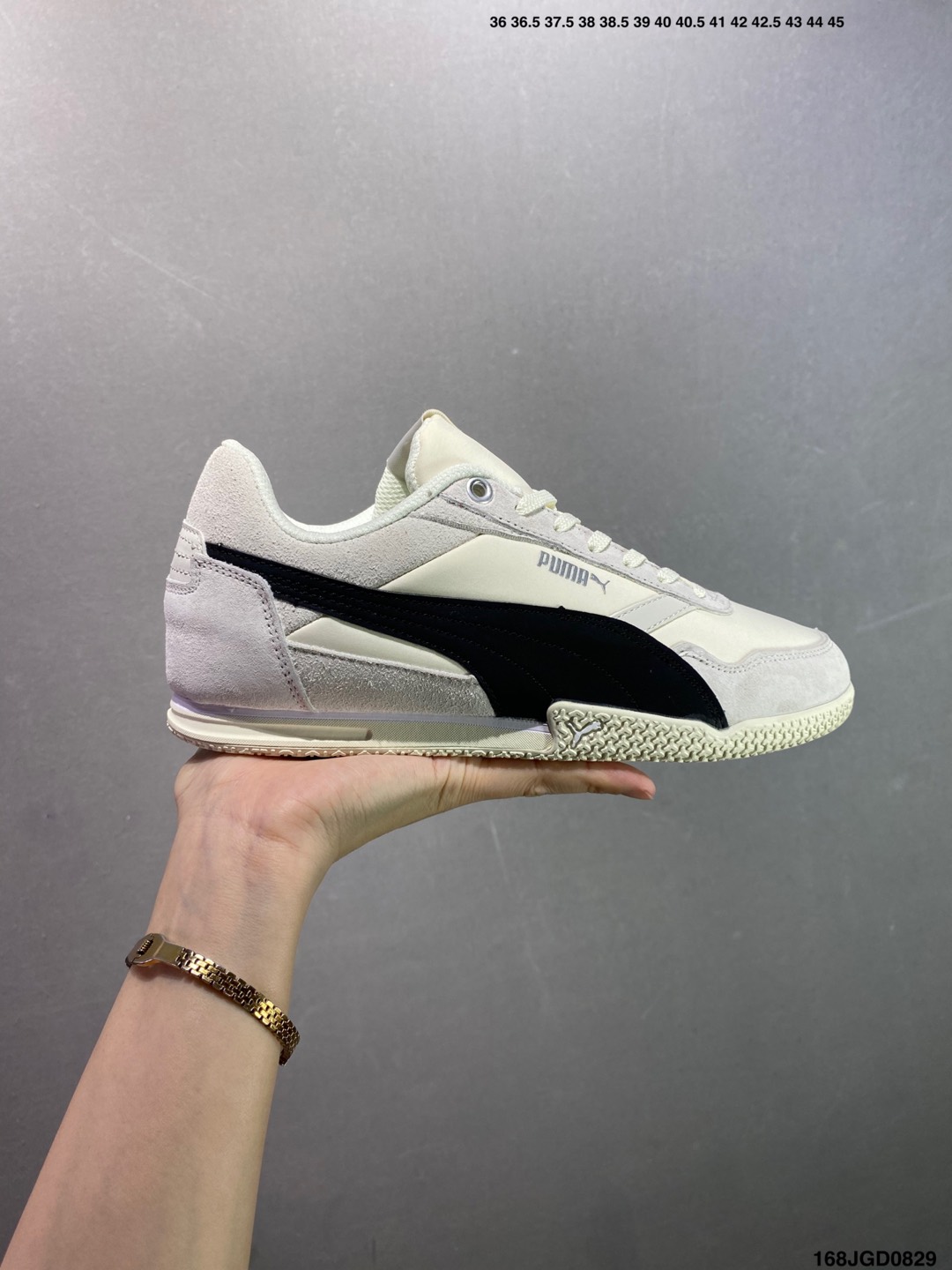 💰120 ✅PUMA BELLA DONNA NYLON 时尚舒适 减震透气 低帮 生活休闲鞋 彪马复古板鞋 货号：403554 03 尺码：36 36.5 37.5 38 38.5 39 40 40.5 41 42 ID：168JGD0829