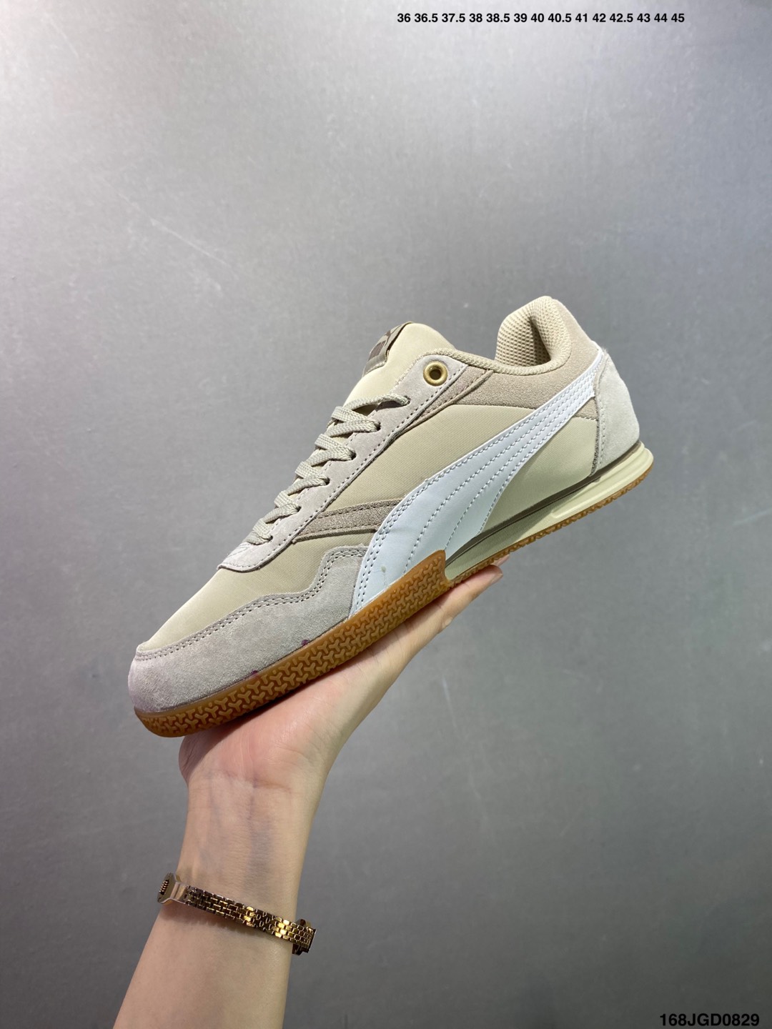 💰120 ✅PUMA BELLA DONNA NYLON 时尚舒适 减震透气 低帮 生活休闲鞋 彪马复古板鞋 货号：403554 03 尺码：36 36.5 37.5 38 38.5 39 40 40.5 41 42 ID：168JGD0829