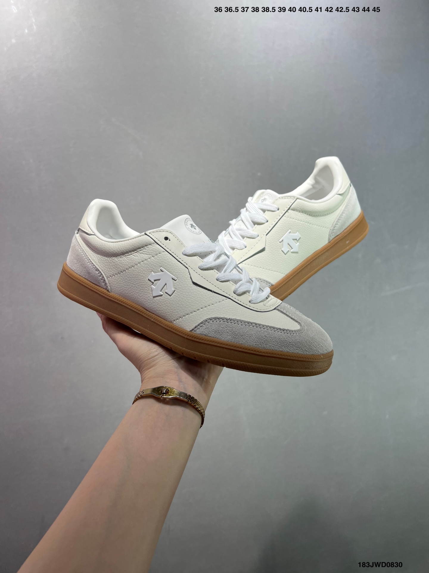 150 DESCENTE迪桑特CHRON系列男女同款CHRON复古运动休闲鞋 D4331LSN23