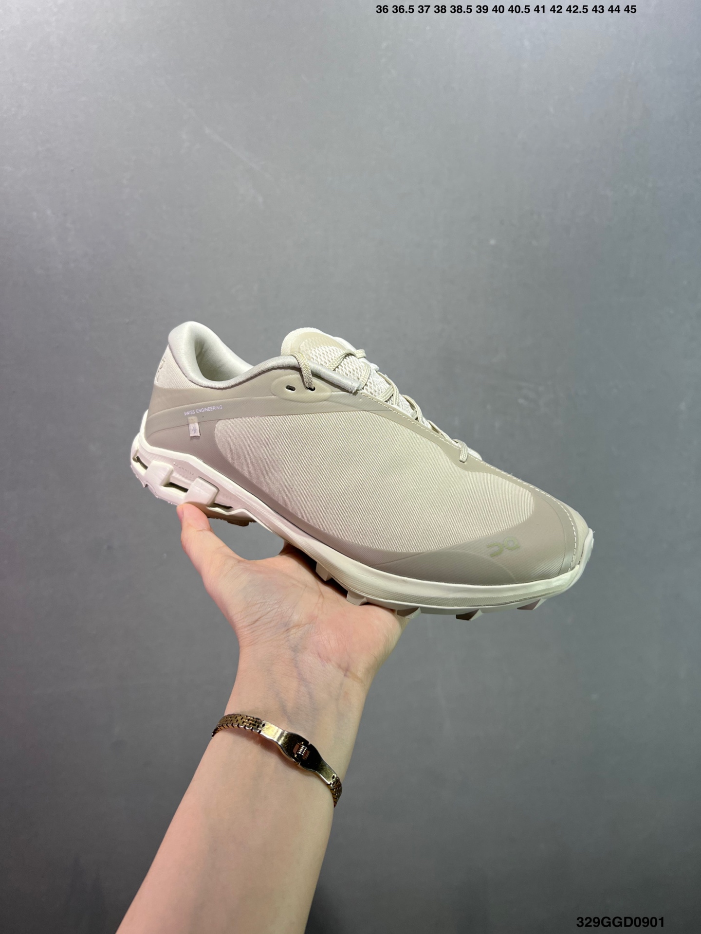 🈴️💰220 公司级✅On昂跑 Cloudventure Peak PAF系列低帮轻量舒适多功能休闲运动鞋 采用工程飞织网布组合再生聚酯纤维鞋面材质搭载独家隐藏速度中板 镂空CloudTec科技 泡棉缓震中底 黑科技跑出圈的时尚运动新宠 尺码:看图所示 ID:329GGD0901