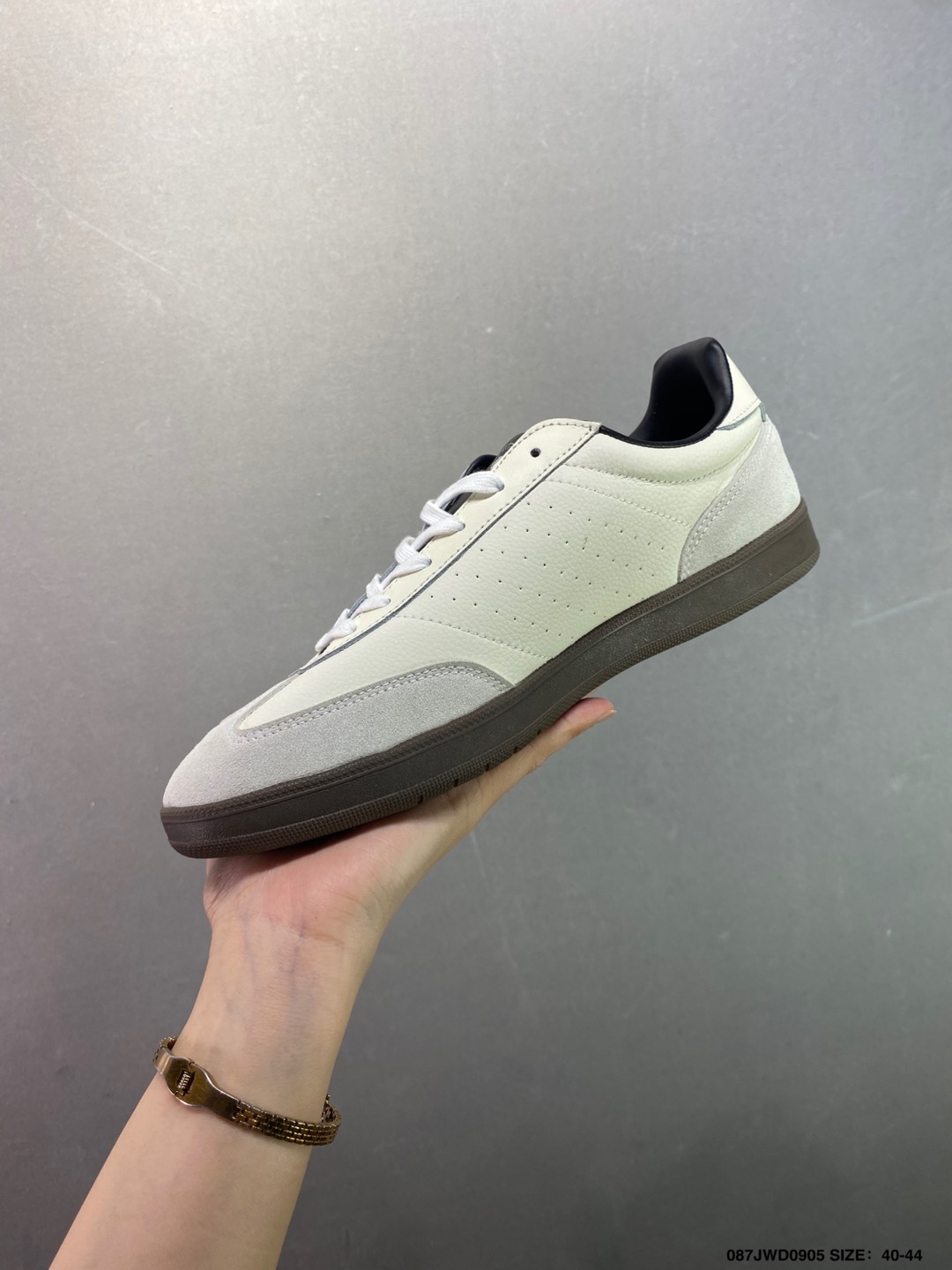 150 DESCENTE迪桑特CHRON系列男女同款CHRON复古运动休闲鞋 D4331LSN23