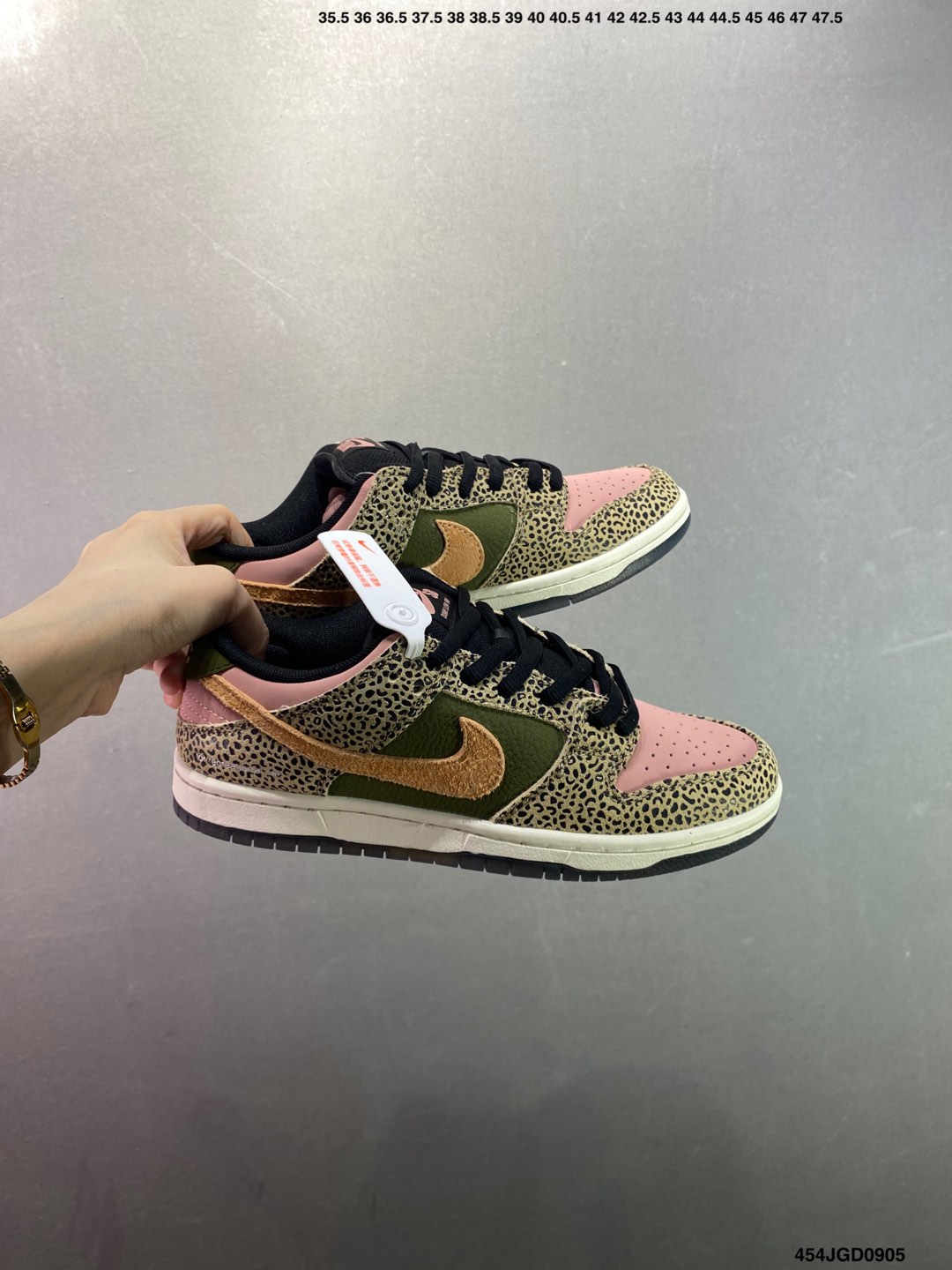 Nike Dunk SB Low Custom Skateboarding Shoe - Stylish, Comfortable, Durable 10 i1757010805697 7908 0 8