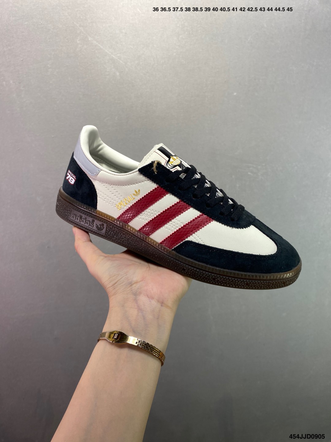 Adidas Handball Spezial Retro Casual Sneakers - Classic Style for Everyday Wear 3 i1757010870147 7034 0 1