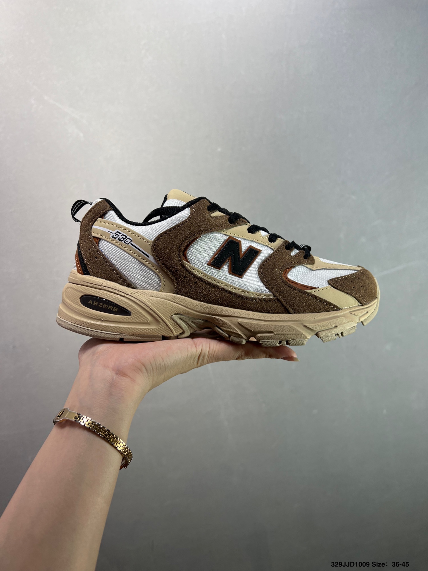 New Balance/新百伦 原楦原数据开发纸版,采用优质纤维革+透气网眼布材质材质,独立3层组合大底私模,正确独立中底嵌入ABZORB缓震材质❗️小红书穿搭款式,NB新百伦New Balance MR530系列复古老爹风网布跑步休闲运动鞋. 码数:如图 编码:329JJD1009