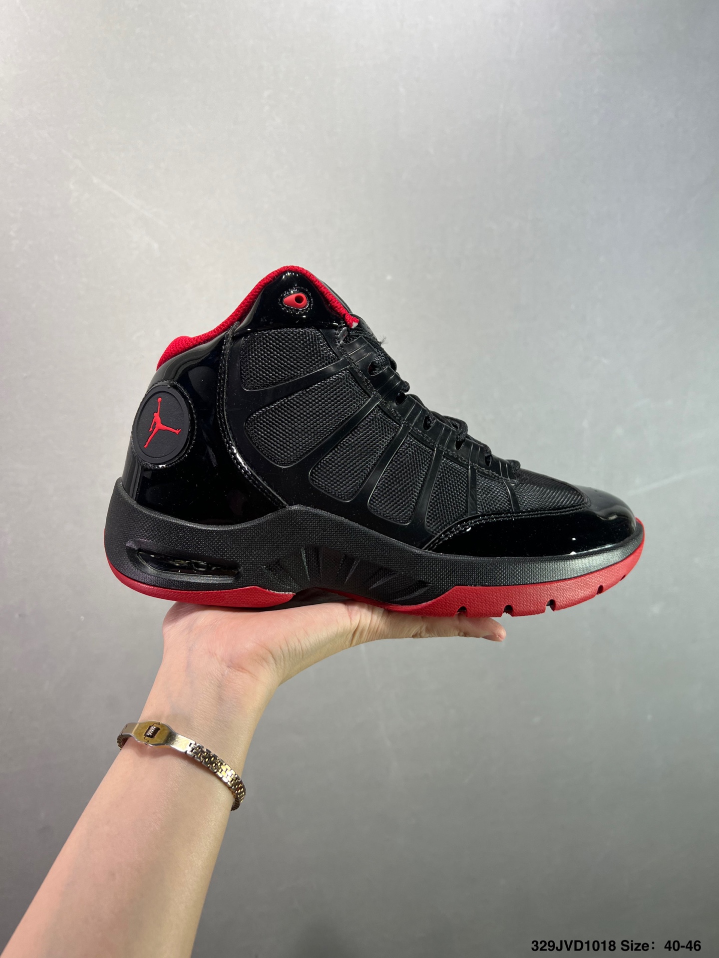 💰170 公司级✅Nike Air Jordan 6 Retro 耐克 防滑 高帮 AJ6代复古篮球鞋 原楦原纸板开发 原汁原味六代鞋型 进口头层皮料真标真碳 用料绝不含糊 原盒原配 平台外单特供 独家供应开发 货号:384664-002 码数：如图 编码：329JVD1018