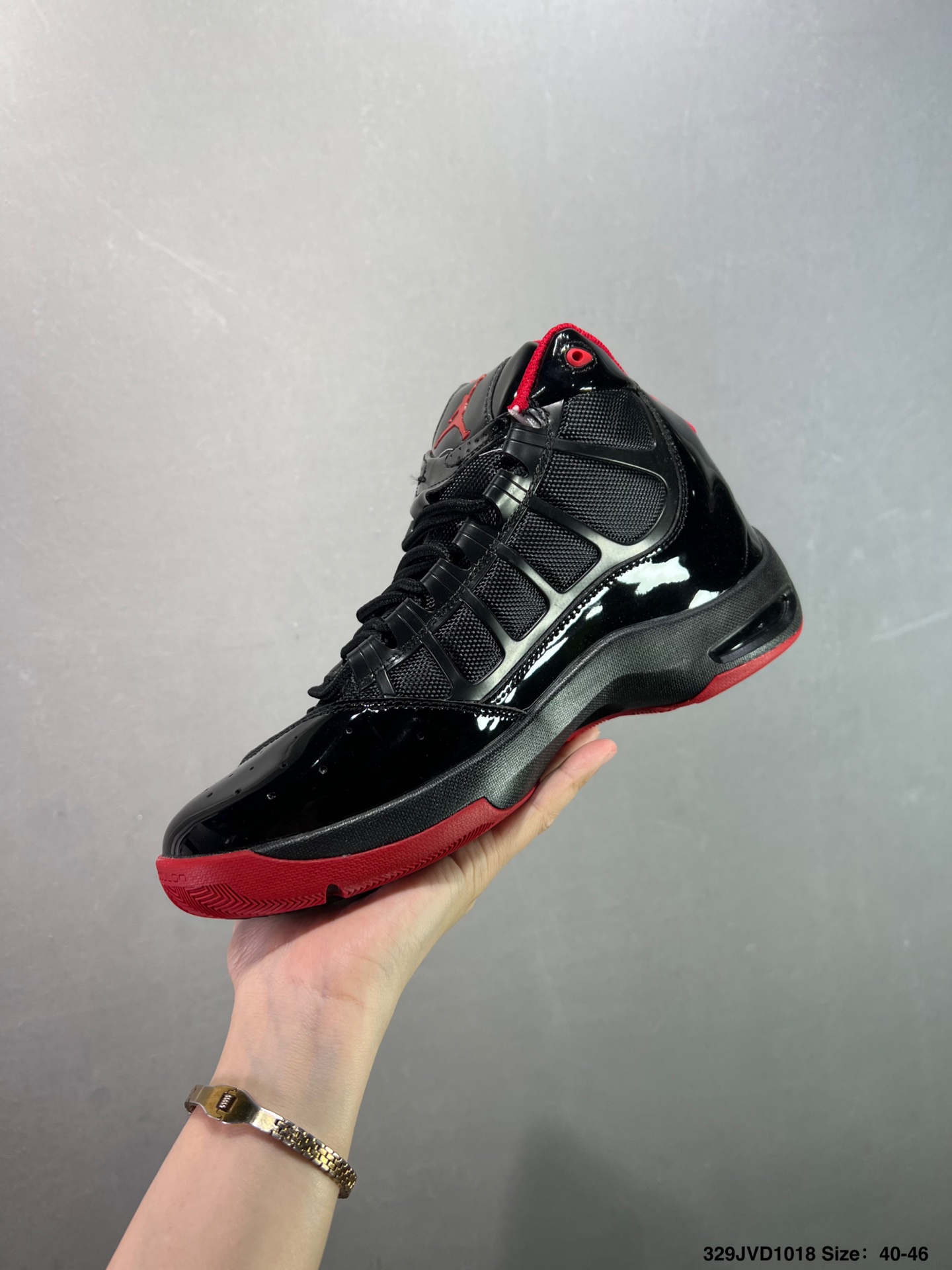 💰170 公司级✅Nike Air Jordan 6 Retro 耐克 防滑 高帮 AJ6代复古篮球鞋 原楦原纸板开发 原汁原味六代鞋型 进口头层皮料真标真碳 用料绝不含糊 原盒原配 平台外单特供 独家供应开发 货号:384664-002 码数：如图 编码：329JVD1018