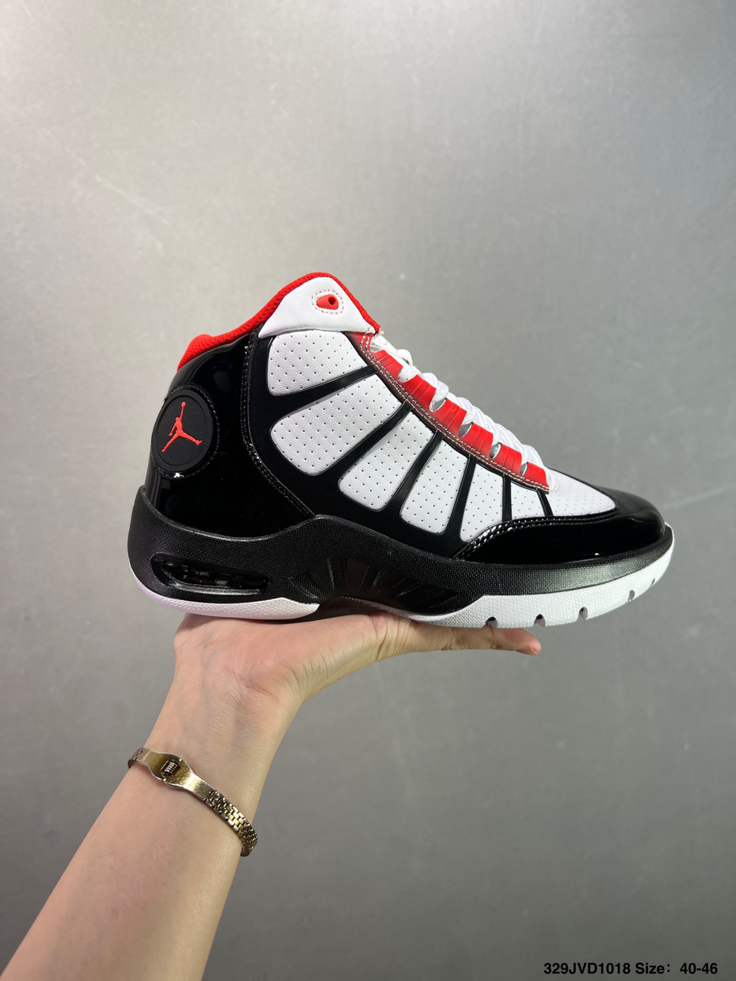 💰170 公司级✅Nike Air Jordan 6 Retro 耐克 防滑 高帮 AJ6代复古篮球鞋 原楦原纸板开发 原汁原味六代鞋型 进口头层皮料真标真碳 用料绝不含糊 原盒原配 平台外单特供 独家供应开发 货号:384664-002 码数：如图 编码：329JVD1018