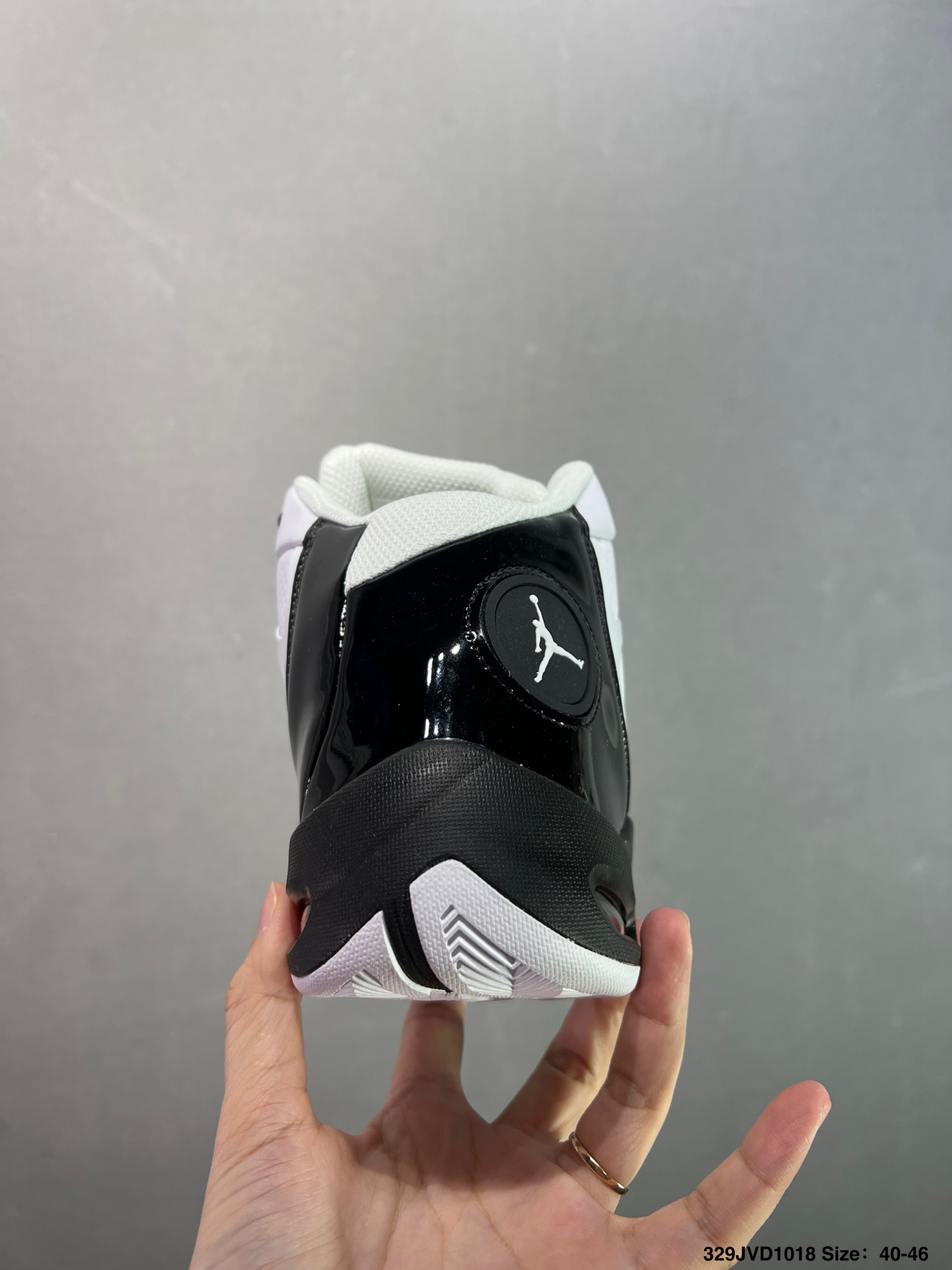 💰170 公司级✅Nike Air Jordan 6 Retro 耐克 防滑 高帮 AJ6代复古篮球鞋 原楦原纸板开发 原汁原味六代鞋型 进口头层皮料真标真碳 用料绝不含糊 原盒原配 平台外单特供 独家供应开发 货号:384664-002 码数：如图 编码：329JVD1018