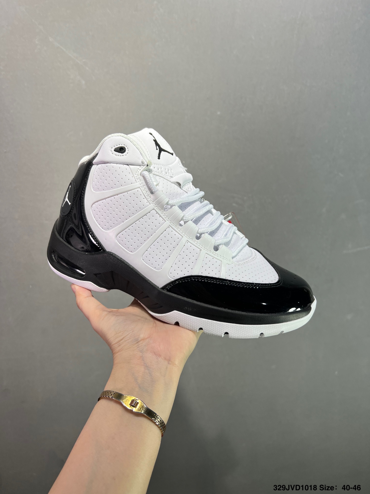 💰170 公司级✅Nike Air Jordan 6 Retro 耐克 防滑 高帮 AJ6代复古篮球鞋 原楦原纸板开发 原汁原味六代鞋型 进口头层皮料真标真碳 用料绝不含糊 原盒原配 平台外单特供 独家供应开发 货号:384664-002 码数：如图 编码：329JVD1018