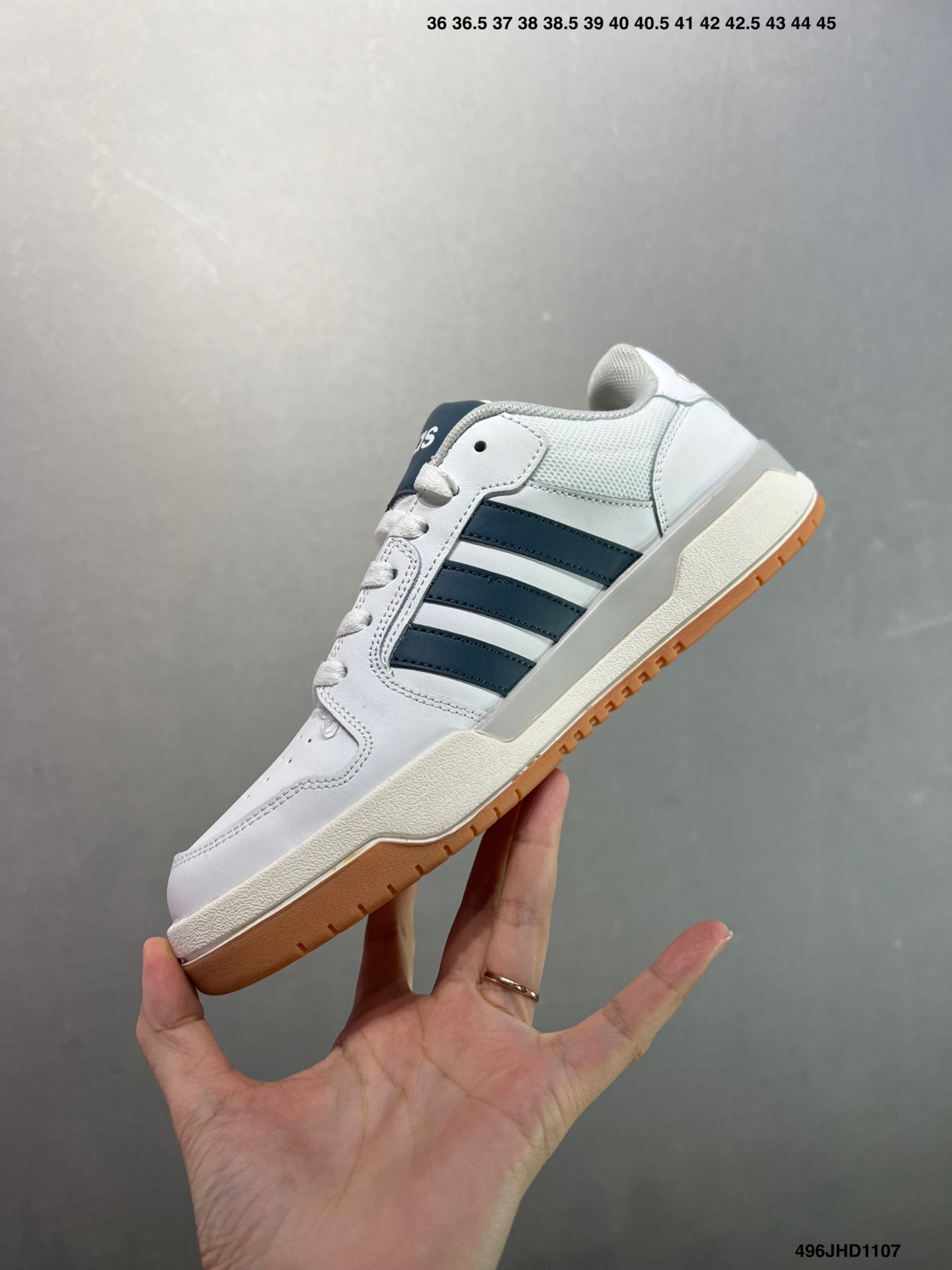 💰130
公司级✅阿迪达斯 Adidas ENTRAP休闲舒适运动板鞋少年感复古篮球鞋女阿迪达斯 百搭 低帮 板鞋 男女同款运动鞋⚠️Adidas 性价比超高的复古运动板鞋❗️❗️这款颜色很清新,可以搭配任何颜色的裤子,百搭神器使夏天配上短裤短裙,再加一个同色的T恤,气质满满,脚感也超级舒服,超适合爱运动的你们!鞋子侧面的阿迪 adidas 经典三道杠,简直帅到飞起!价格也很香!#甜出圈的心动好鞋 #阿迪达斯高级颜值板鞋 #宝藏鞋子阿迪达 #送到心坎的一双鞋 #只买性价比好鞋
货号: EH1460
尺码: 36-40
编码: 496JHD1107