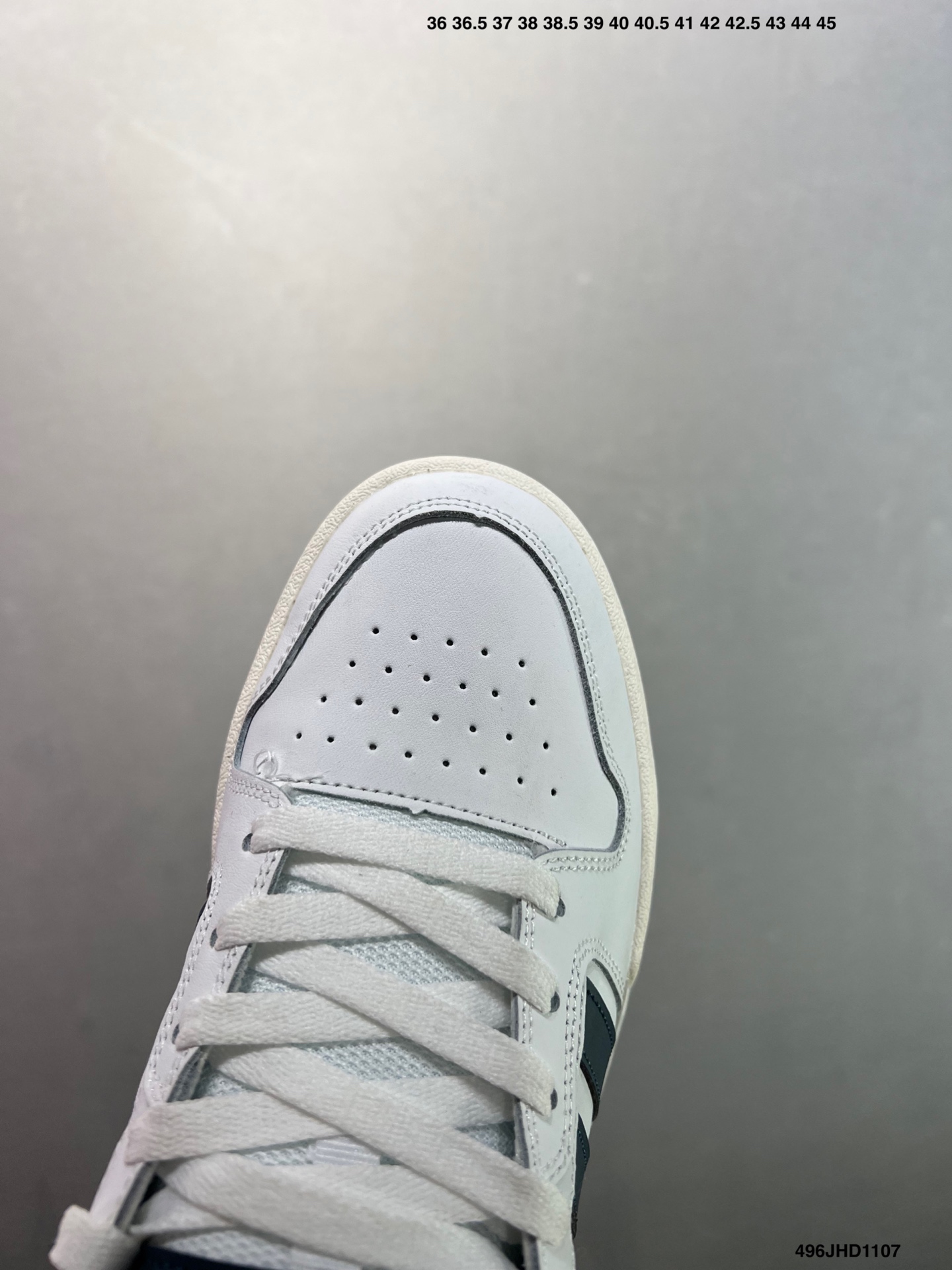 💰130
公司级✅阿迪达斯 Adidas ENTRAP休闲舒适运动板鞋少年感复古篮球鞋女阿迪达斯 百搭 低帮 板鞋 男女同款运动鞋⚠️Adidas 性价比超高的复古运动板鞋❗️❗️这款颜色很清新,可以搭配任何颜色的裤子,百搭神器使夏天配上短裤短裙,再加一个同色的T恤,气质满满,脚感也超级舒服,超适合爱运动的你们!鞋子侧面的阿迪 adidas 经典三道杠,简直帅到飞起!价格也很香!#甜出圈的心动好鞋 #阿迪达斯高级颜值板鞋 #宝藏鞋子阿迪达 #送到心坎的一双鞋 #只买性价比好鞋
货号: EH1460
尺码: 36-40
编码: 496JHD1107