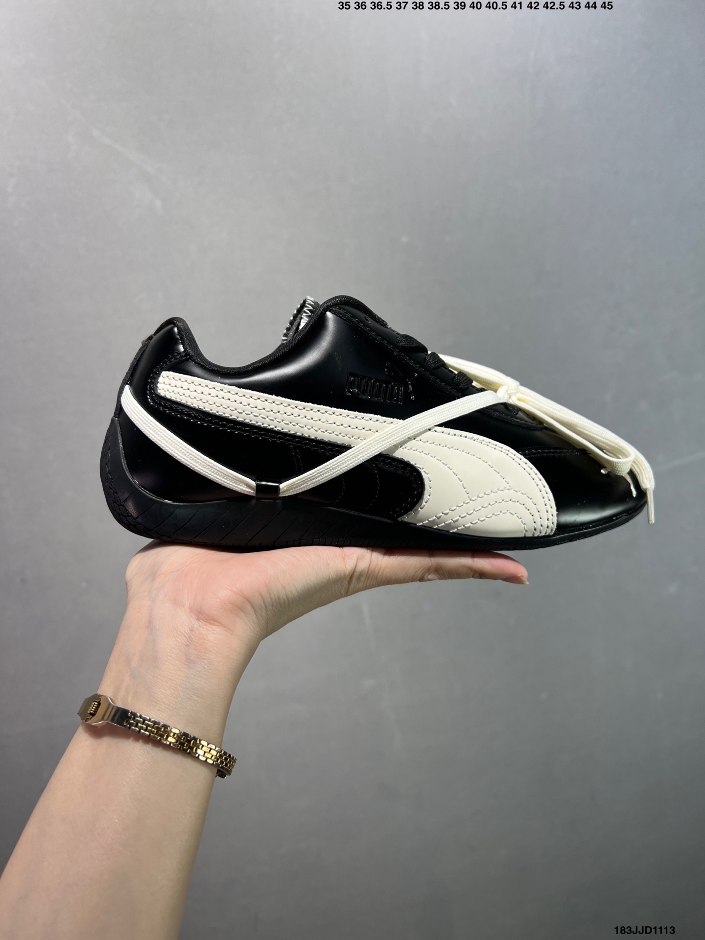 💰120
✅彪马PUMA Speedcat LEA x ROSE 联名款薄底鞋柔软舒适防滑耐磨低帮生活休闲鞋 404391 01

码数：35 35.5 36 37 37.5 38 38.5 39 40 40.5 41 42 42.5 43 44 45如图