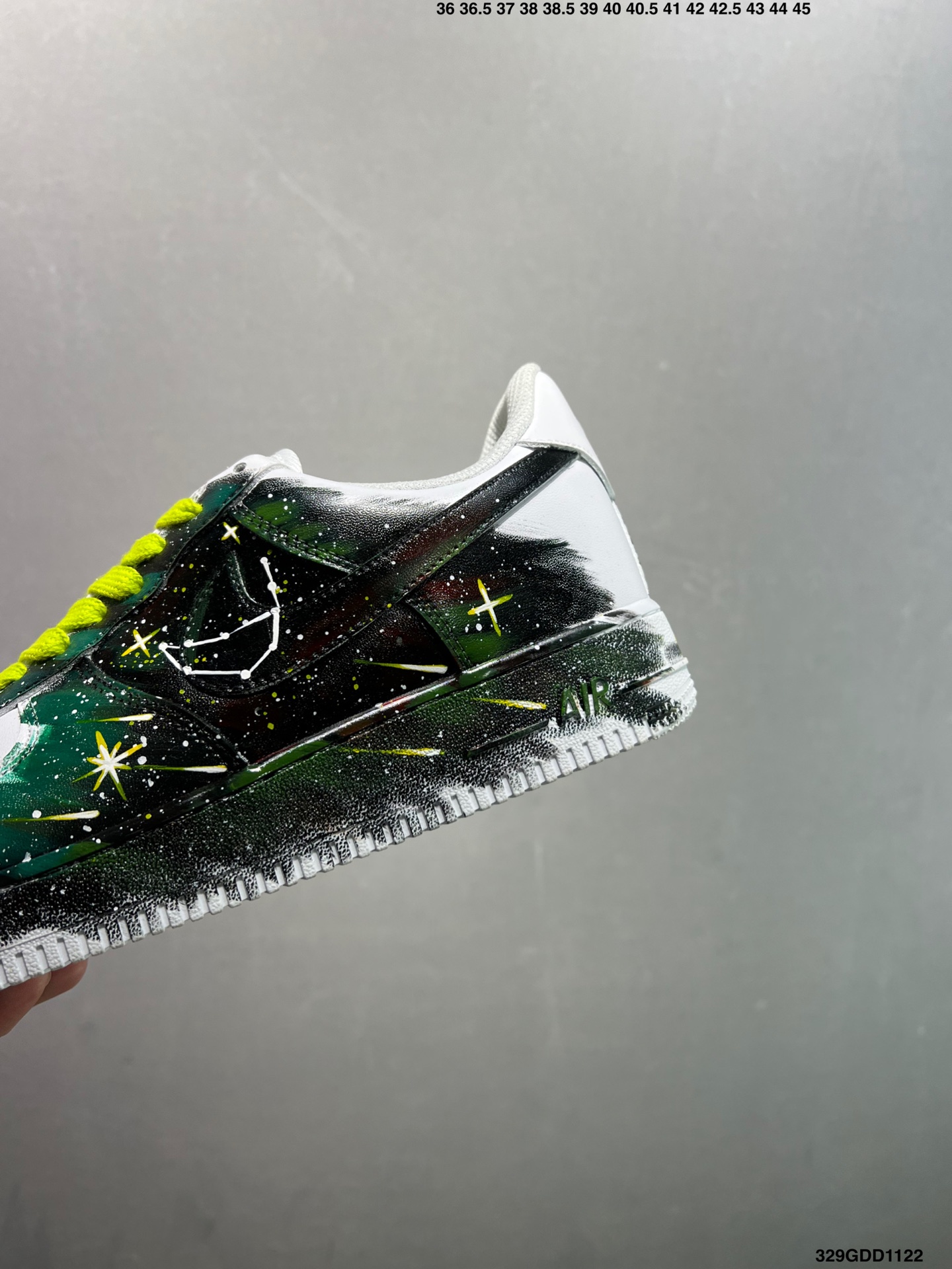 💰200
公司级✅ NIke Air Force 1 ‘07 空军一号休闲板鞋 进口牛筋布 原楦头原纸板 纯正空军版型 定制鞋盒 全掌内置全掌气垫 原厂中底钢印 拉帮完美  货号：315122-661 SIZE：36 36.5 37.5 38 38.5 39 40 40.5 41 42 42.5 43 44 44.5 45 ID：329GDD1122