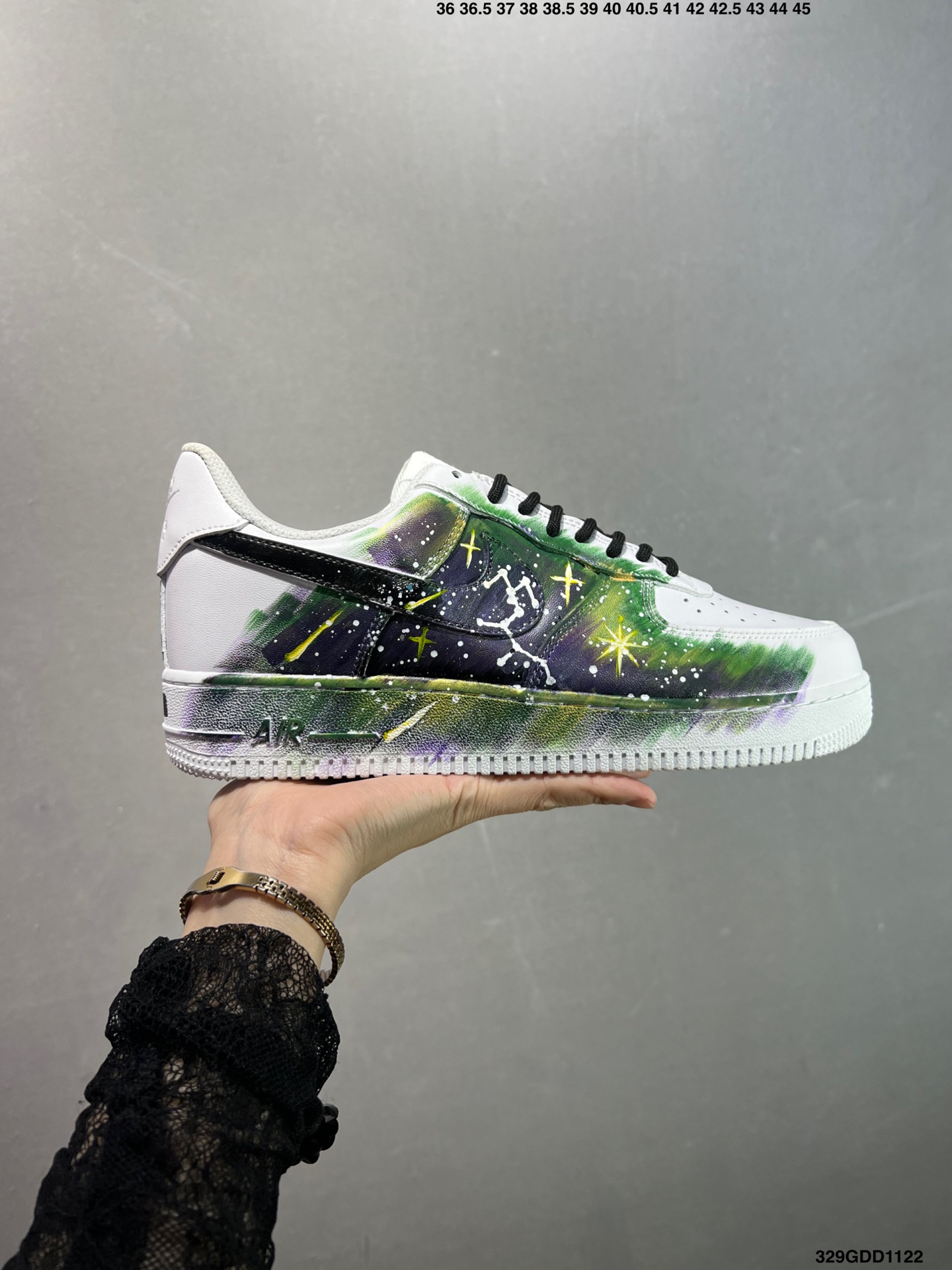 💰200
公司级✅ NIke Air Force 1 ‘07 空军一号休闲板鞋 进口牛筋布 原楦头原纸板 纯正空军版型 定制鞋盒 全掌内置全掌气垫 原厂中底钢印 拉帮完美  货号：315122-661 SIZE：36 36.5 37.5 38 38.5 39 40 40.5 41 42 42.5 43 44 44.5 45 ID：329GDD1122