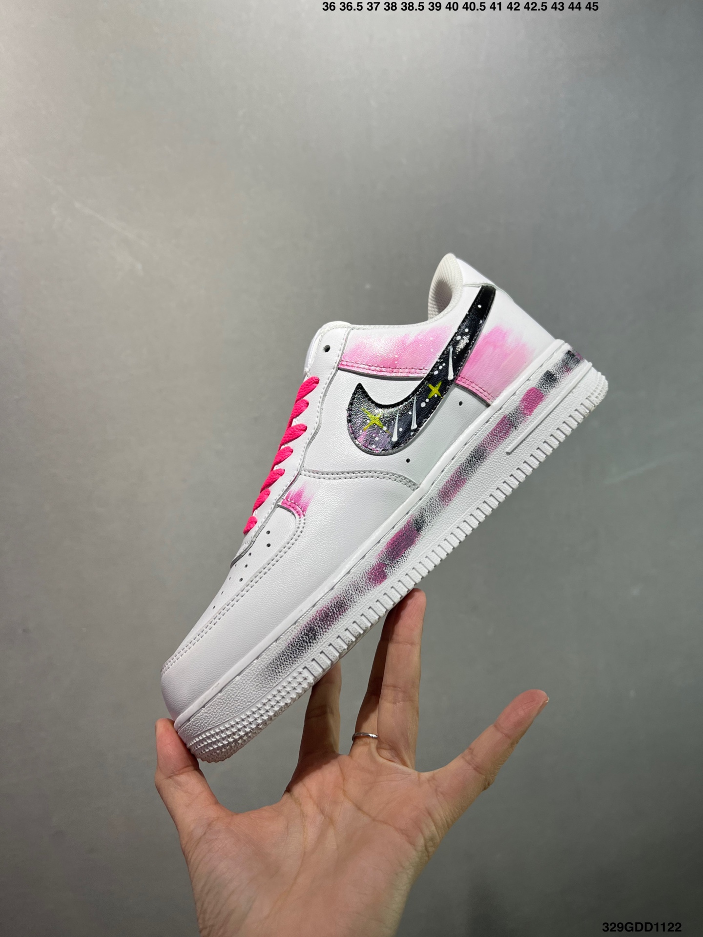 💰200
公司级✅ NIke Air Force 1 ‘07 空军一号休闲板鞋 进口牛筋布 原楦头原纸板 纯正空军版型 定制鞋盒 全掌内置全掌气垫 原厂中底钢印 拉帮完美  货号：315122-661 SIZE：36 36.5 37.5 38 38.5 39 40 40.5 41 42 42.5 43 44 44.5 45 ID：329GDD1122