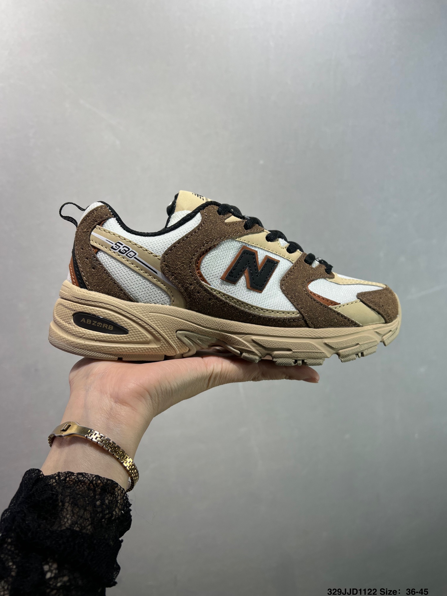 💰110
✅新百伦 NB530 New Balance 530 复跑古鞋NB530这鞋双确实是NB家经复典古款式之一，以全科新技诠释，成打功造530鞋款。鞋面保在持530基本线条和片层构结的同时，采更用
为简洁、流畅设的计语言 
货号：MR530VS
Size ：36 37 37.5 38 38.5 39.5 40 40.5 41.5 42 42.5 43 44 45
编码：329JJD1122