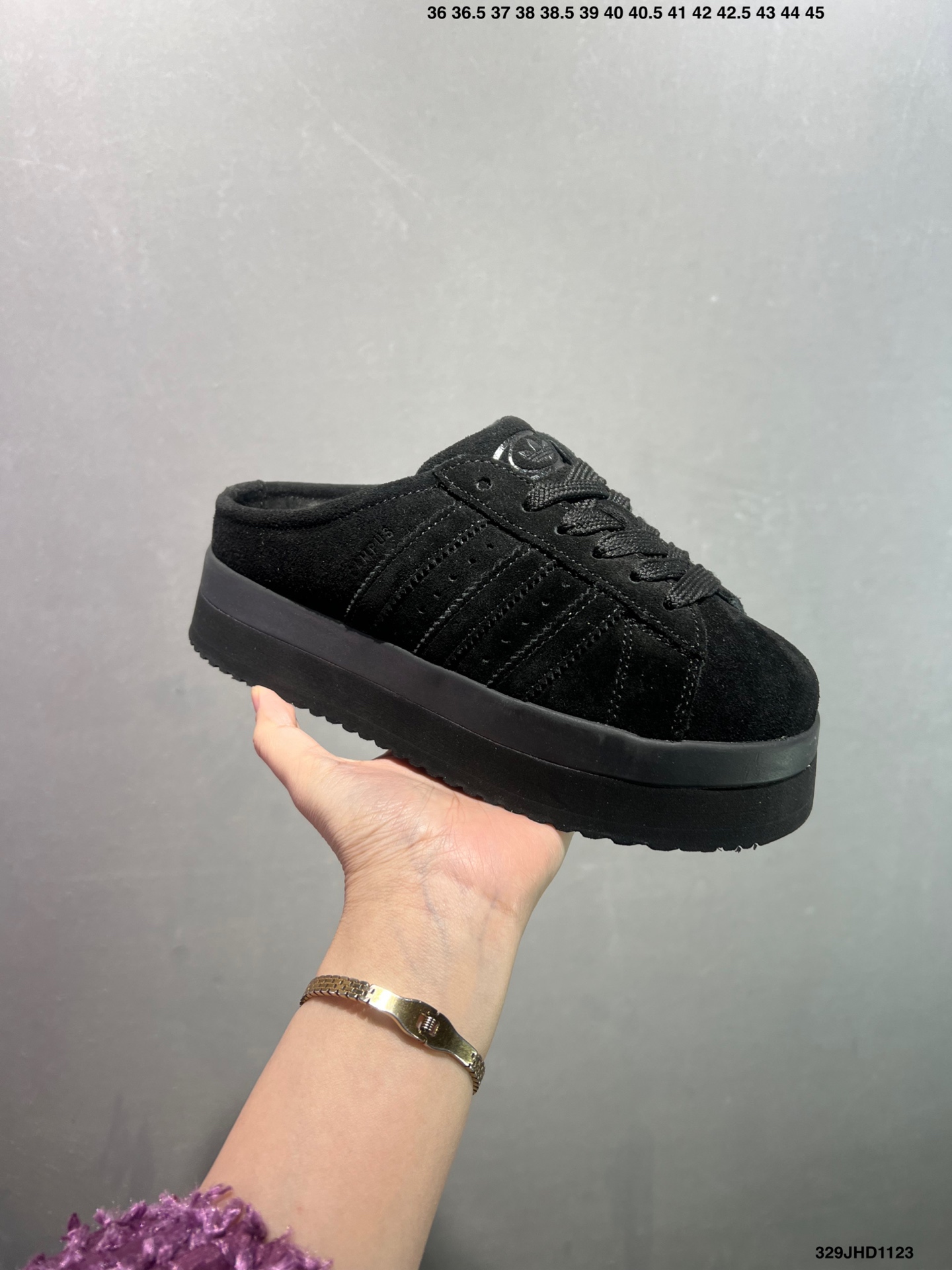 🈴️💰 130
公司级✅ Adidas CAMPUS 00s WTR LO百搭单品阿迪加绒半拖学院系列面包风经典复古低帮百搭休闲运动板鞋
货号：JR3732 尺码：36-45（半）ID：329JHD1123