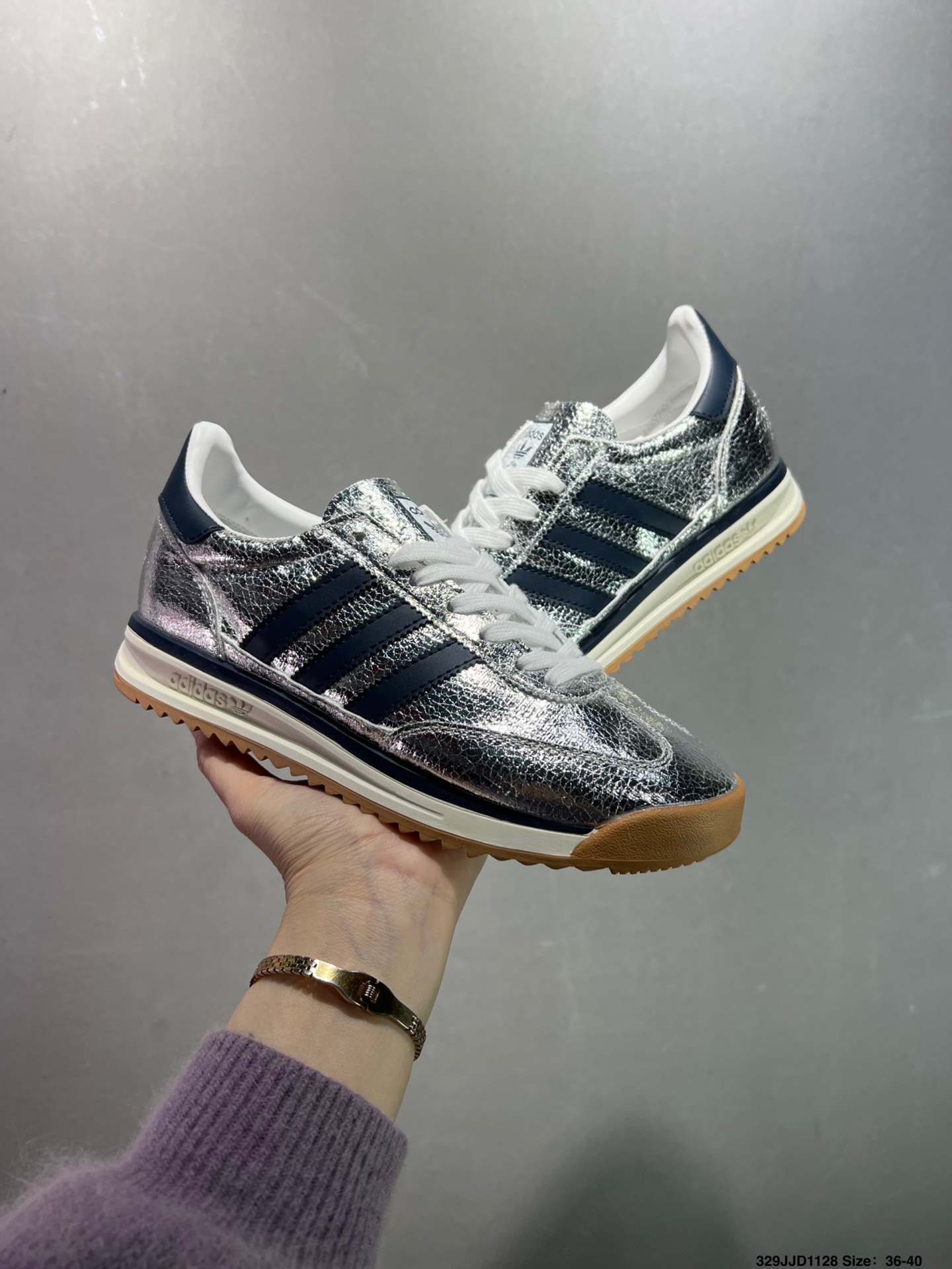 🈴️💰110
✅阿迪达斯Adidas SL 72 RTN三叶草复古休闲跑步鞋休闲运动鞋
货号:ID1031
尺码:36 36.5 37 38 38.5 39 40 40.5 41 42 42.5 43 44 45
ID:329JJD1128