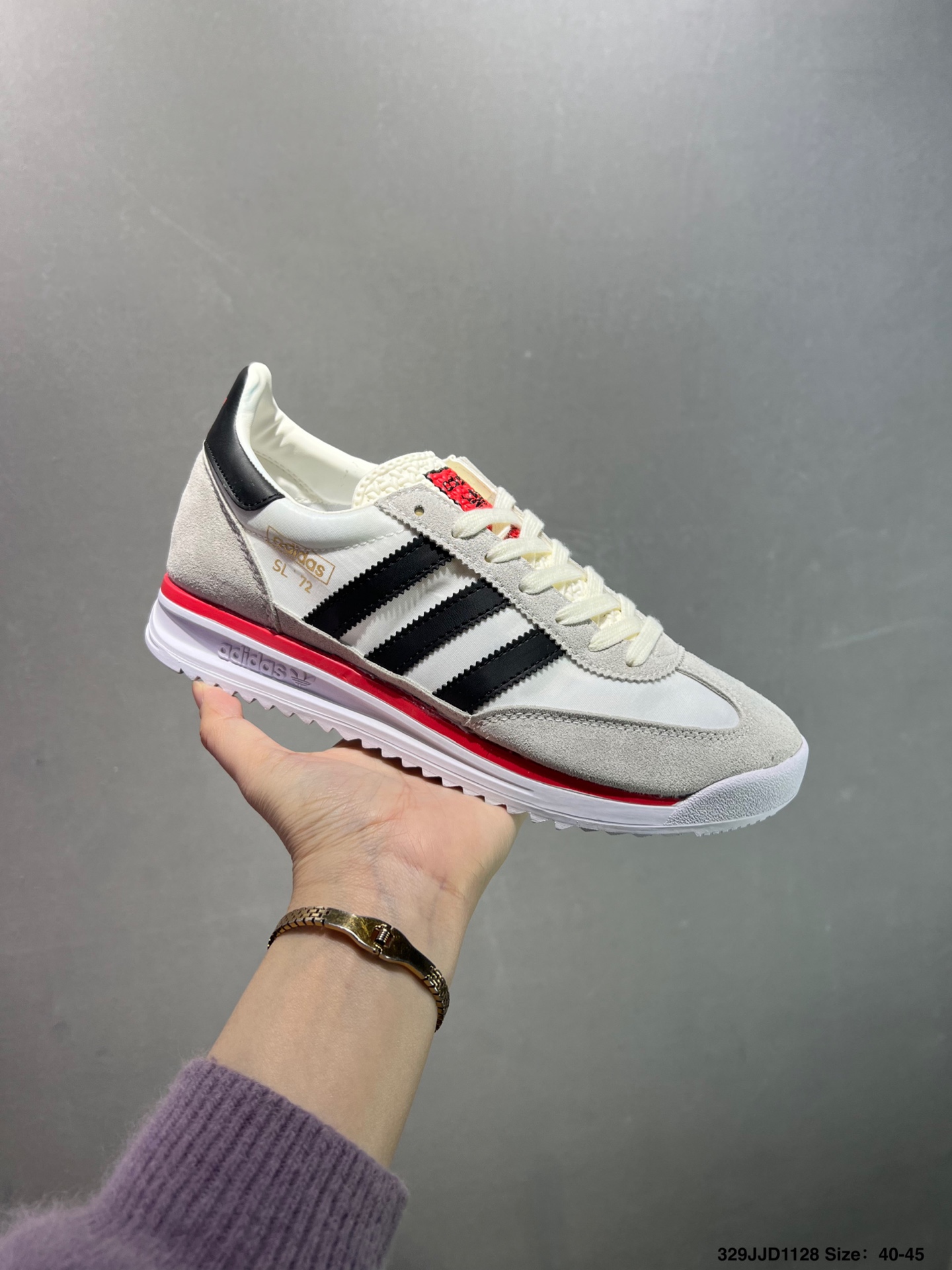 🈴️💰110
✅阿迪达斯Adidas SL 72 RTN三叶草复古休闲跑步鞋休闲运动鞋
货号:ID1031
尺码:36 36.5 37 38 38.5 39 40 40.5 41 42 42.5 43 44 45
ID:329JJD1128