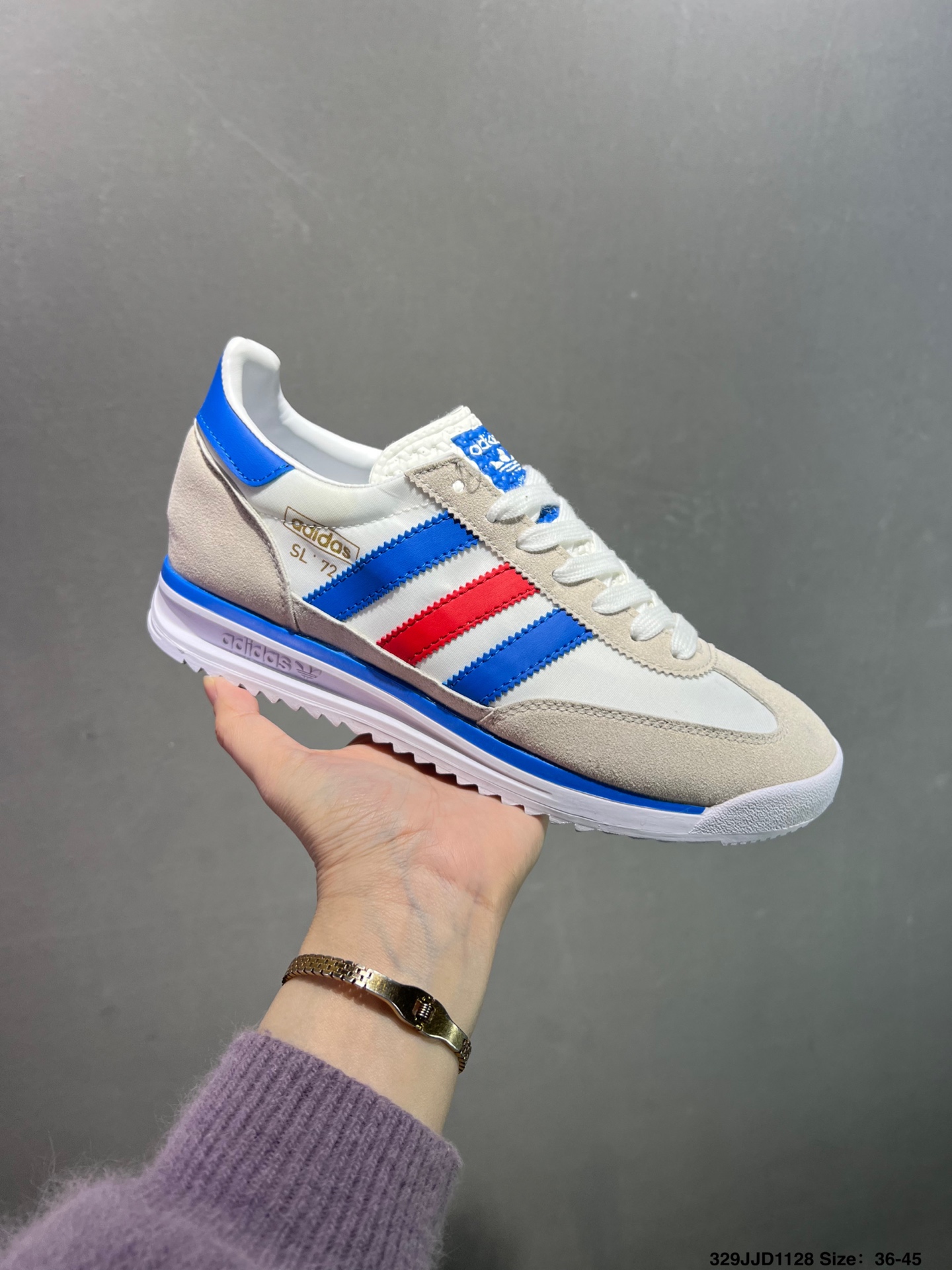 🈴️💰110
✅阿迪达斯Adidas SL 72 RTN三叶草复古休闲跑步鞋休闲运动鞋
货号:ID1031
尺码:36 36.5 37 38 38.5 39 40 40.5 41 42 42.5 43 44 45
ID:329JJD1128