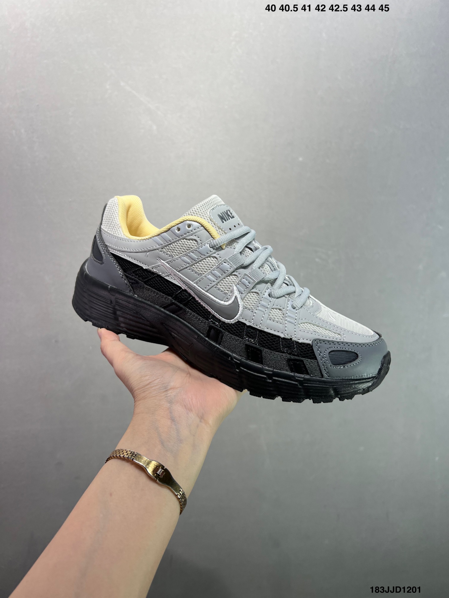 💰110 ✅NK P5990 系列低帮复古老爹风休闲运动舒适慢跑鞋 超火复古老爹跑鞋 充正版本 耐克 P5990老爹鞋Initiator 独家出货 独家私模 原鞋 真标 原盒打造 官方货号：BV1021-108 Size：如图 编码：183JJD1201