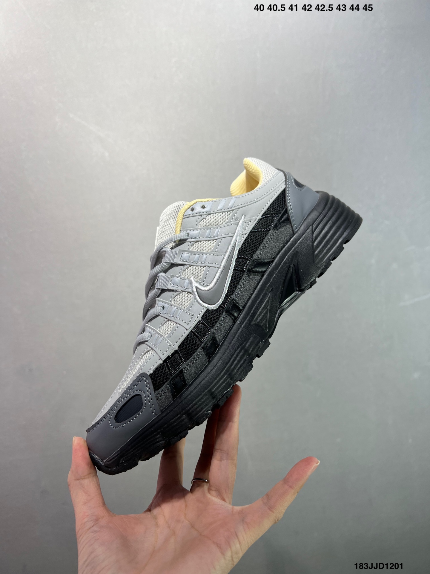 💰110 ✅NK P5990 系列低帮复古老爹风休闲运动舒适慢跑鞋 超火复古老爹跑鞋 充正版本 耐克 P5990老爹鞋Initiator 独家出货 独家私模 原鞋 真标 原盒打造 官方货号：BV1021-108 Size：如图 编码：183JJD1201