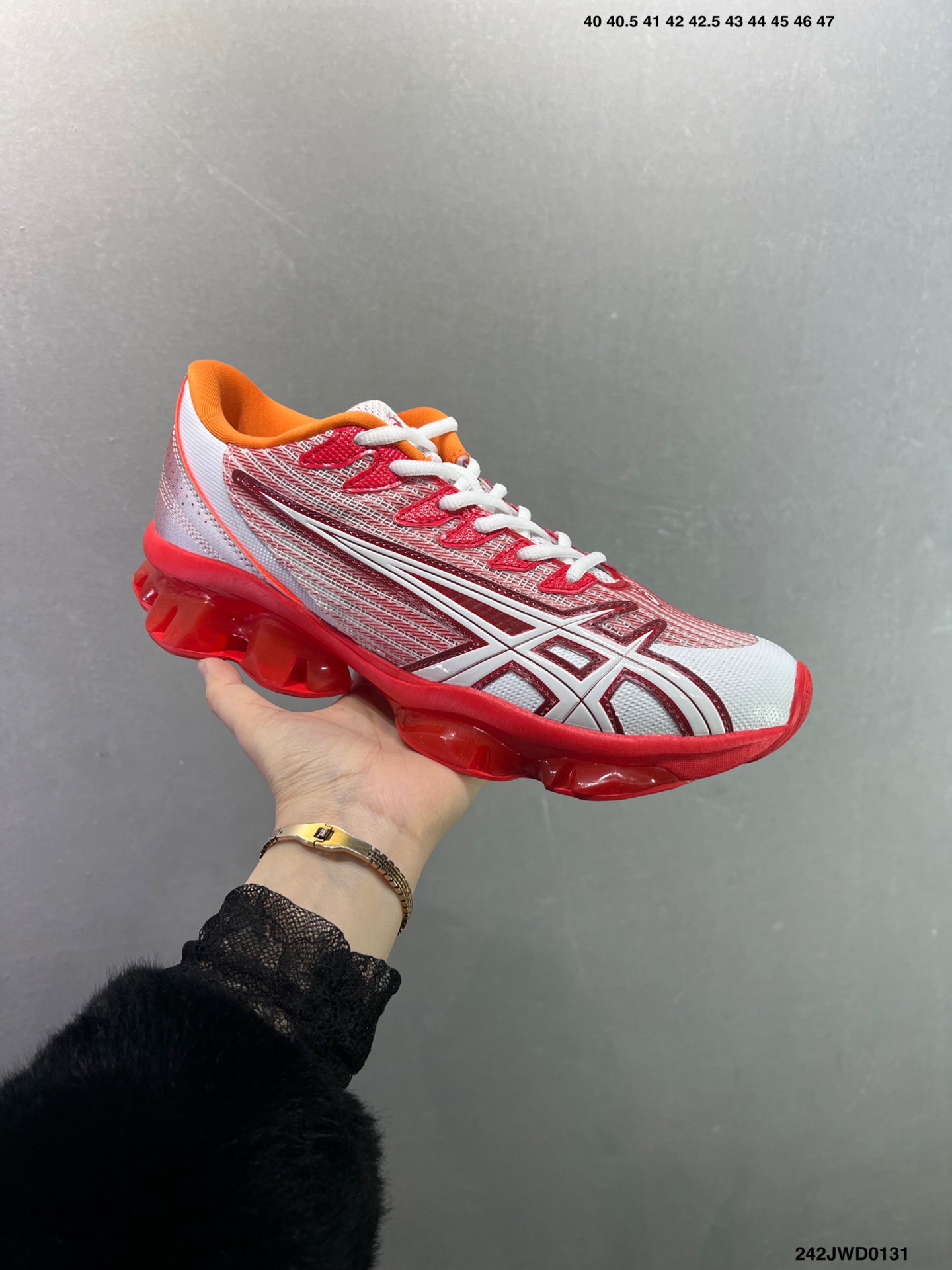 _dkL9sYrapDU1jWGl4M49i2h_hf020SFzqoR5Syg