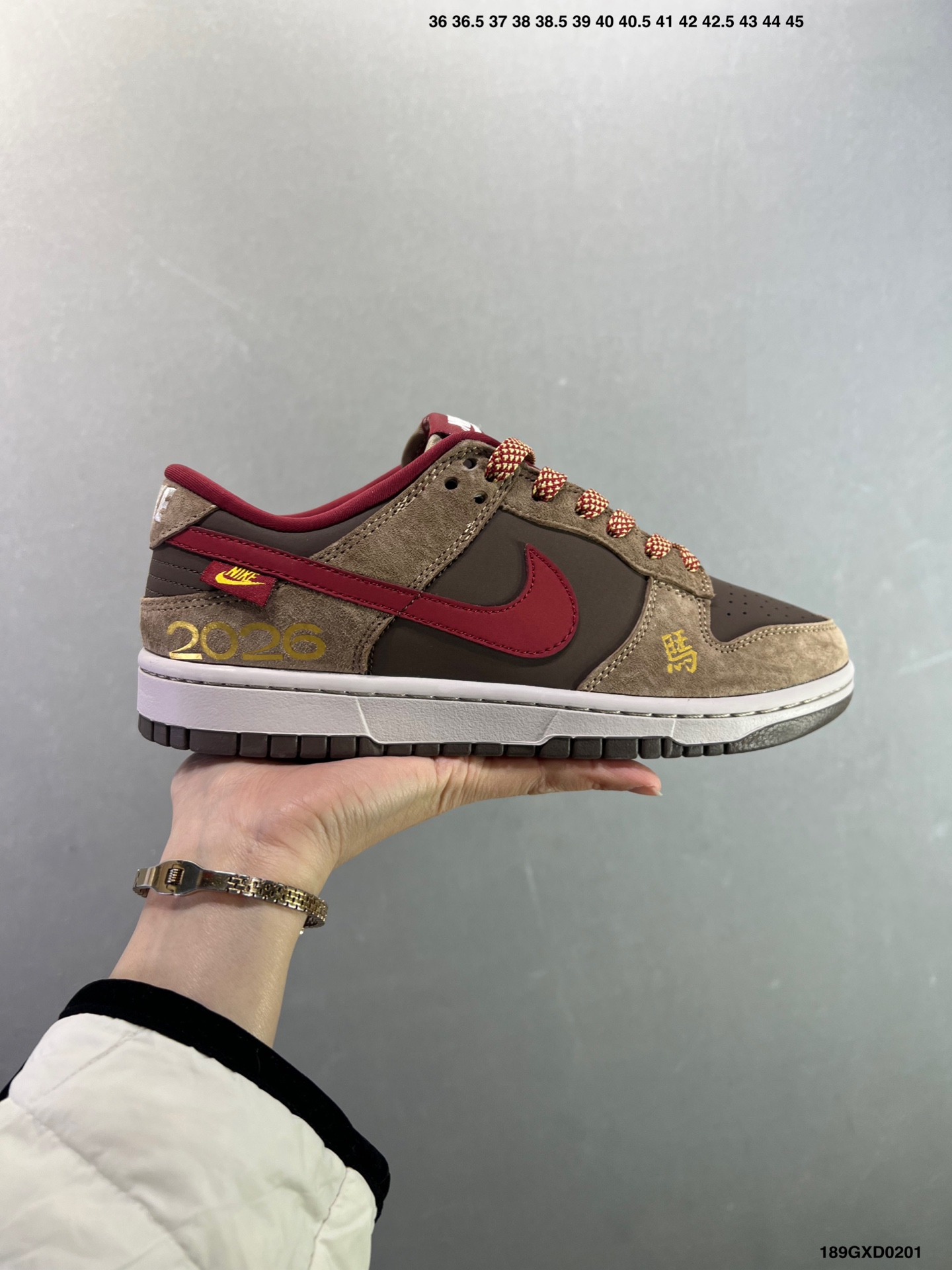 _dns9sOTGrEl1k-qZZUuiIaYsdUNFT-aPEDY9R7w