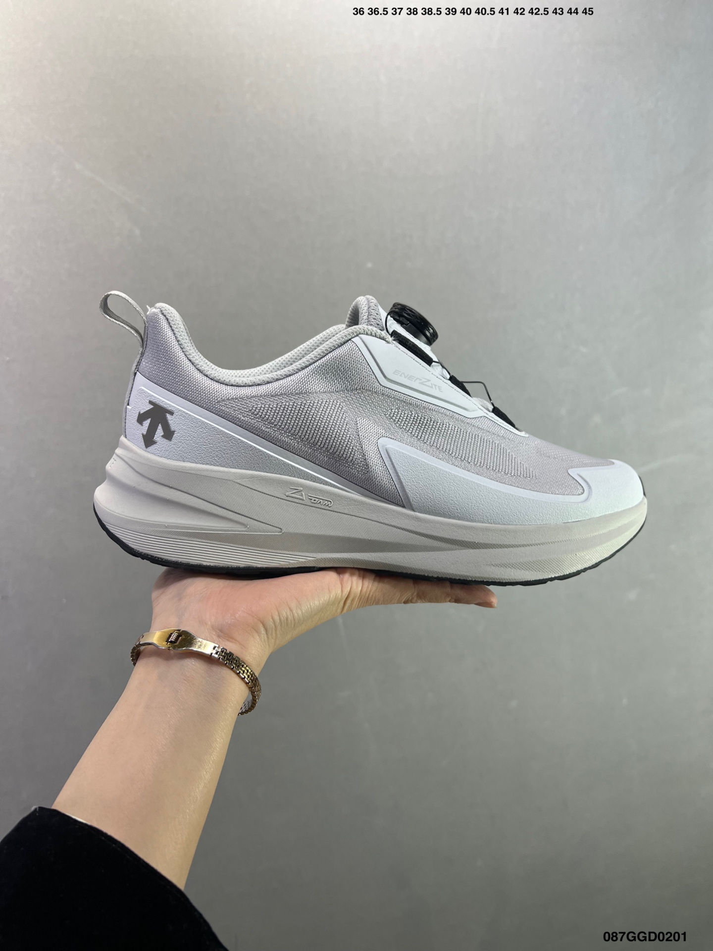 _dgh9skl8DXuXV74o6idrJXWK4o7lWQourcuyptQ