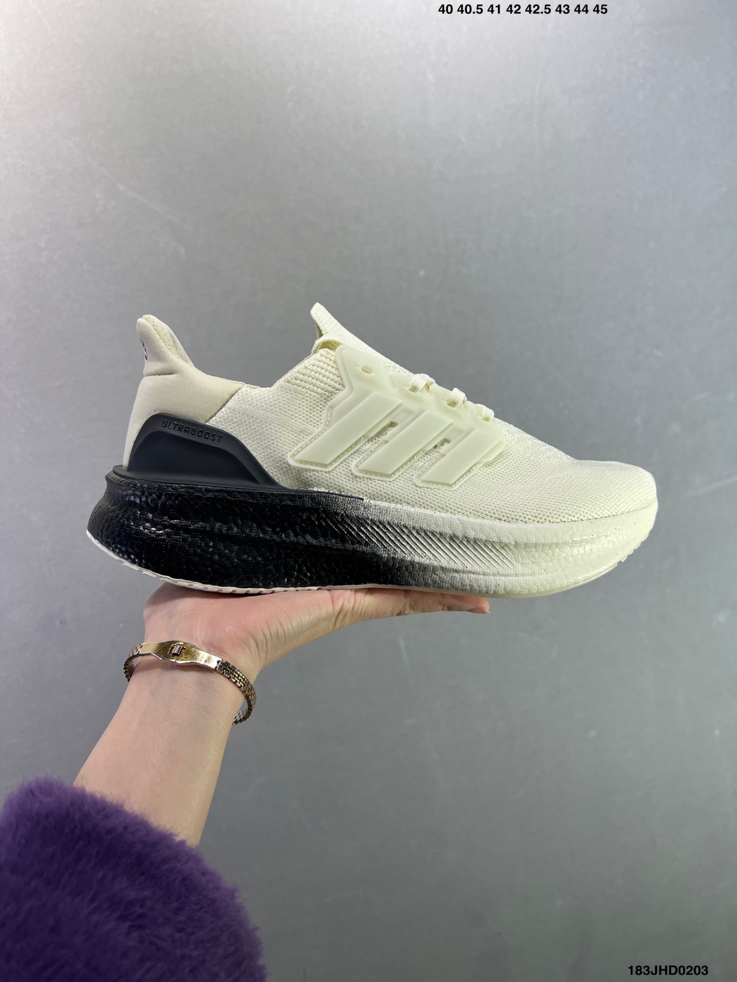 _dlp9syxJoTLGq0x4-x-wd3_U704hnT0AsSlnkuw