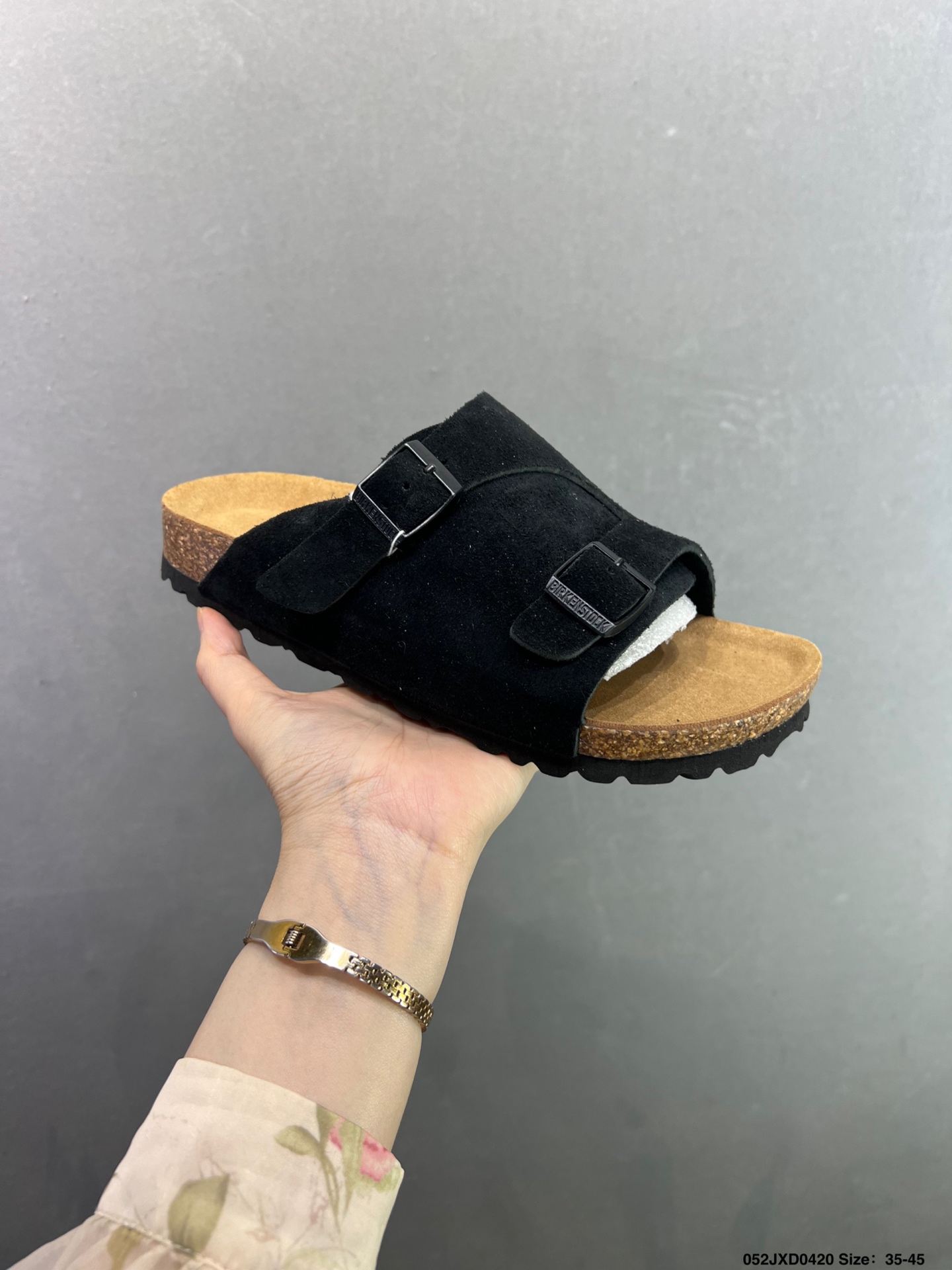 博肯Birkenstock London Suede Leather 伦敦系列低帮牛皮绒面革平底复古软木休闲鞋“反绒浅卡其”1010503-High Quatity Cheap Brand wholesale wholesaler seller Clothes Bags handbags Sneakers Top Fashion Clothing Shoes from China Factory Chinese suppliers best Quality Beautiful Price 博肯Birkenstock London Suede Leather 伦敦系列低帮牛皮绒面革平底复古软木休闲鞋“反绒浅卡其”1010503
